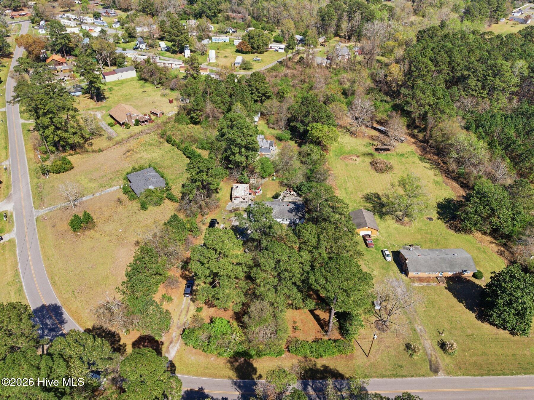 100562175 | Photo 17