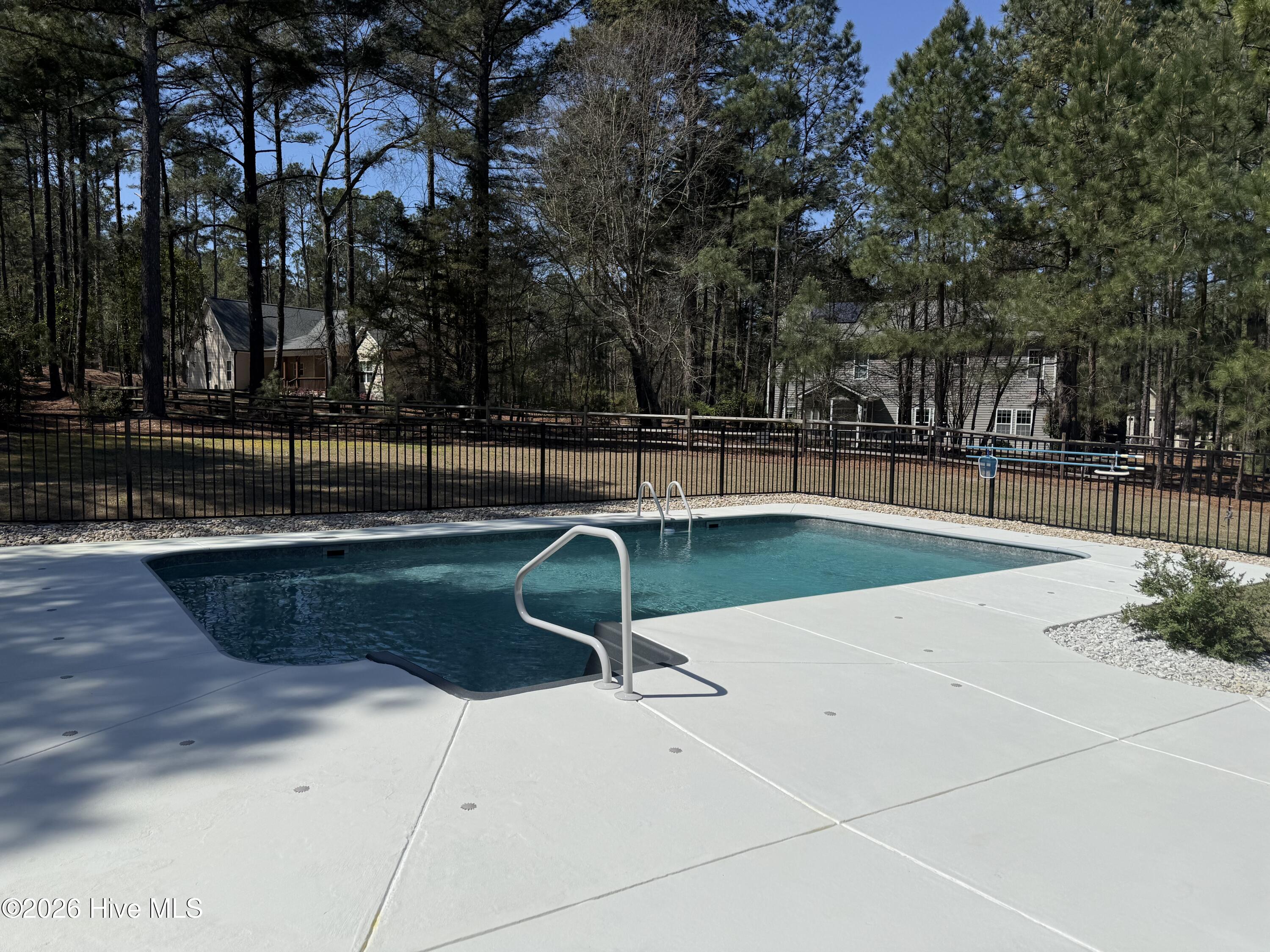 102 Roxburgh Court