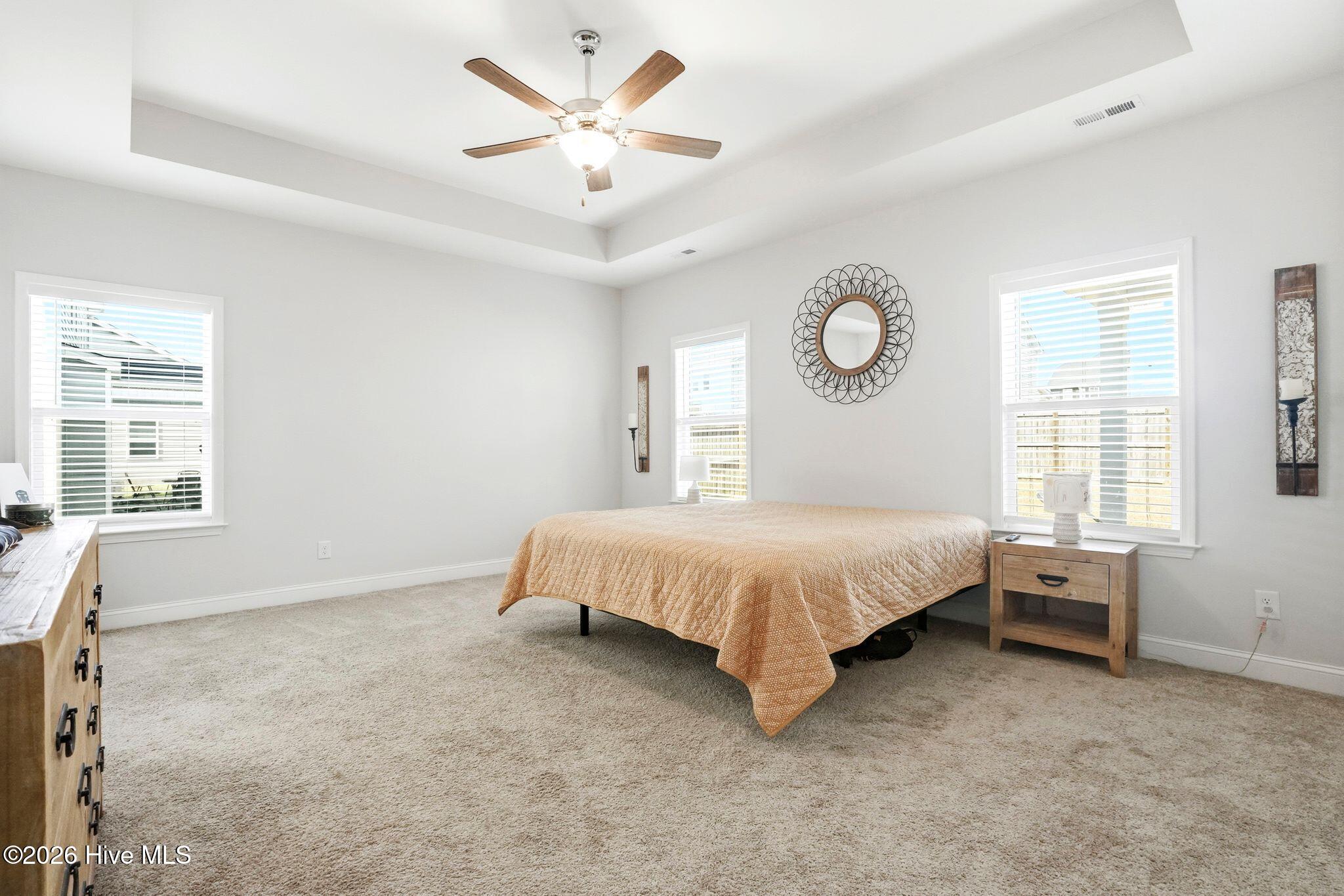 100567646 | Photo 32