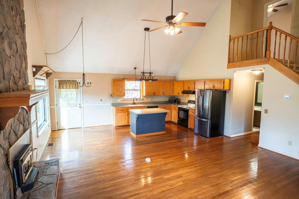 1054 Dickey Road, Murphy, NC 28906 Listing Photo  10