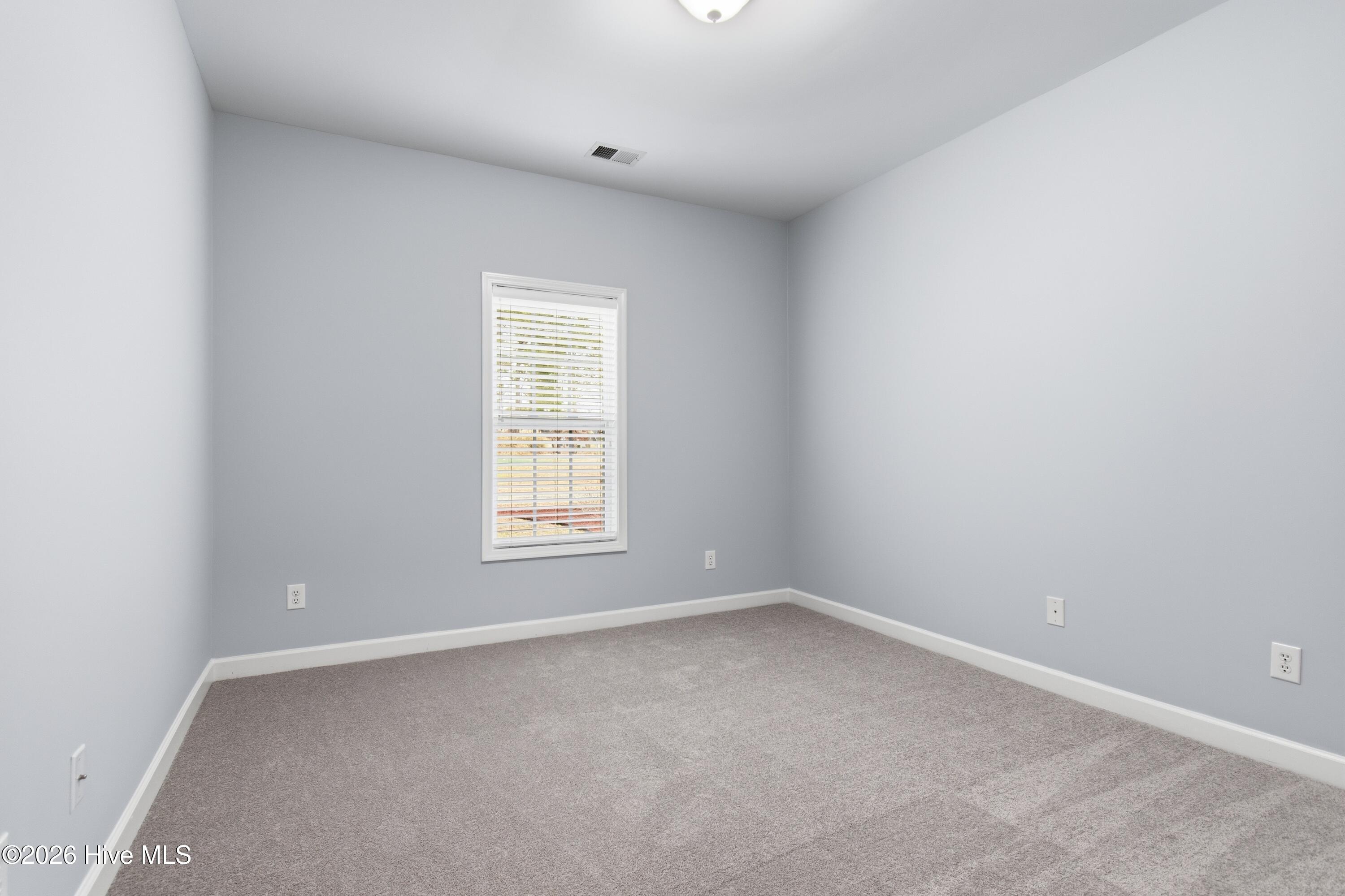 100555748 | Photo 43