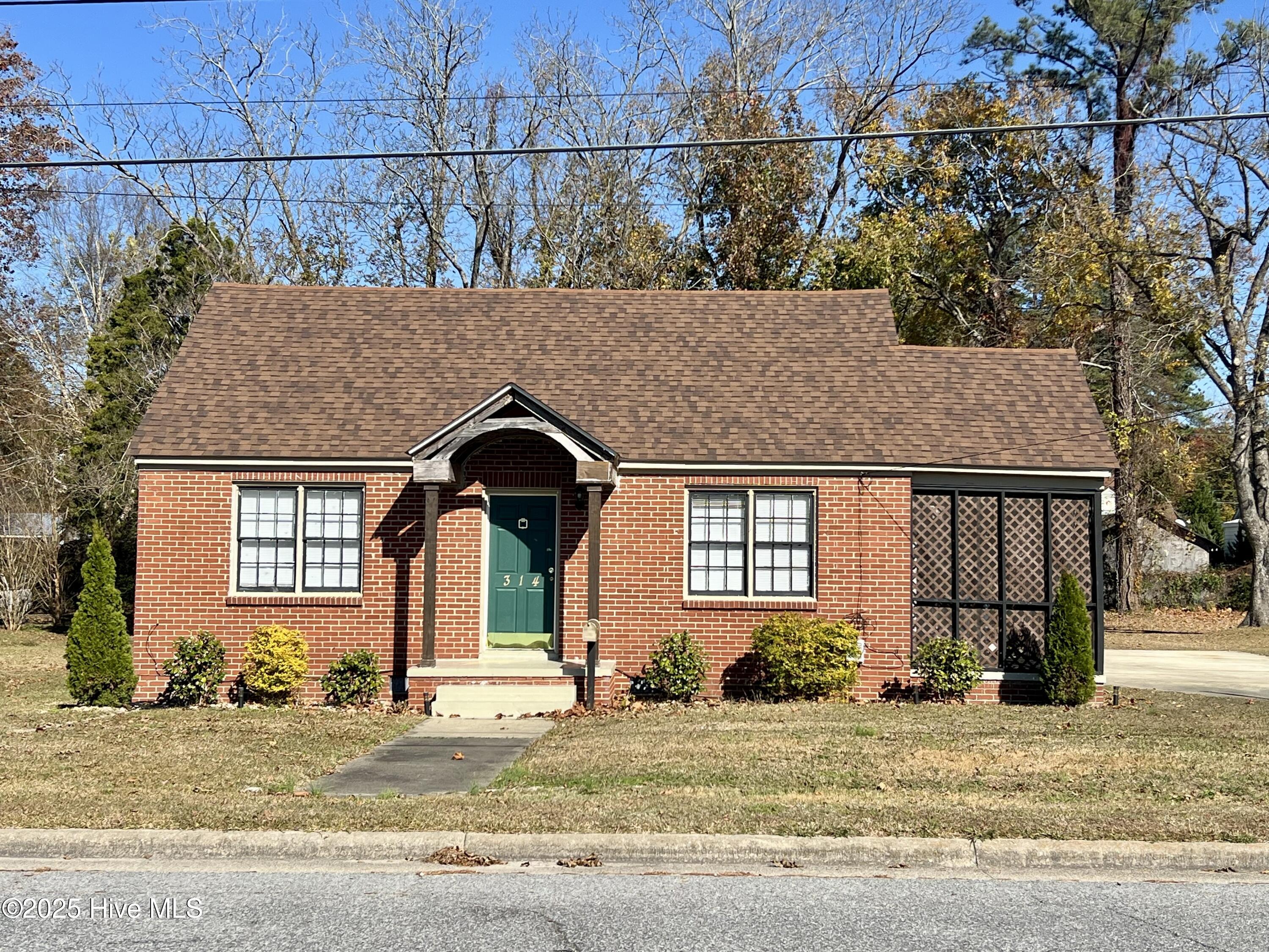 Homes for sale in Washington, NC | 314 E 9th St, Washington, NC 27889 | MLS# 100542967