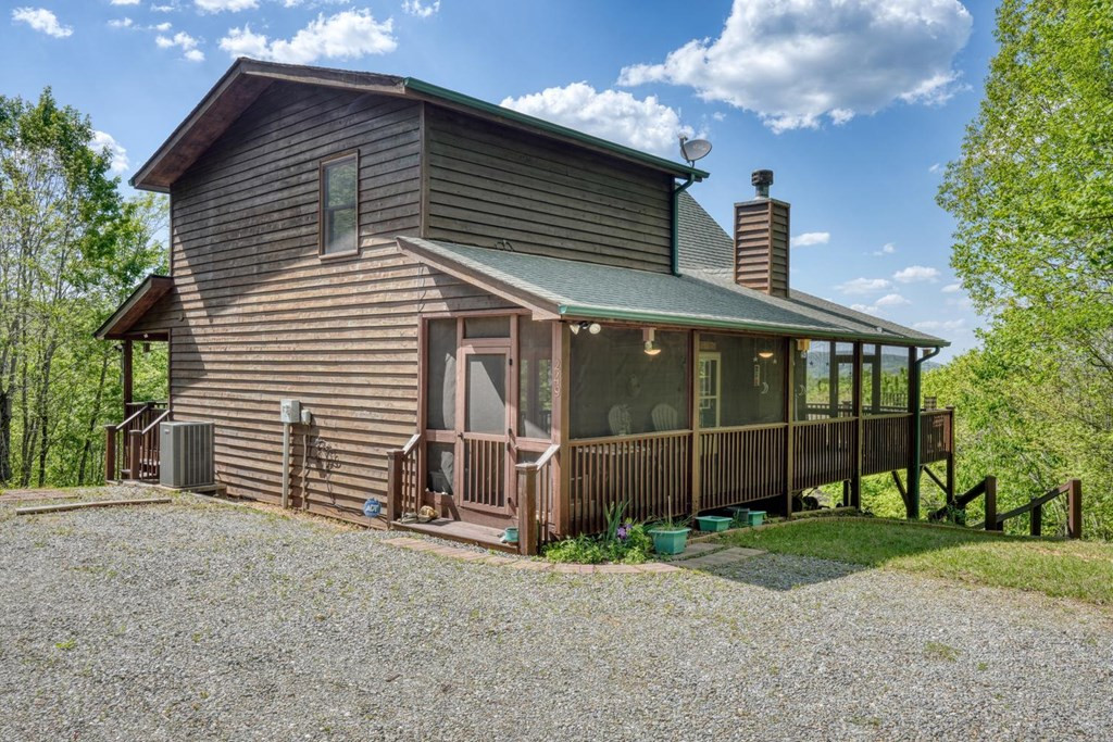 249 Buck Ridge Drive, Murphy, NC 28906 Listing Photo  5
