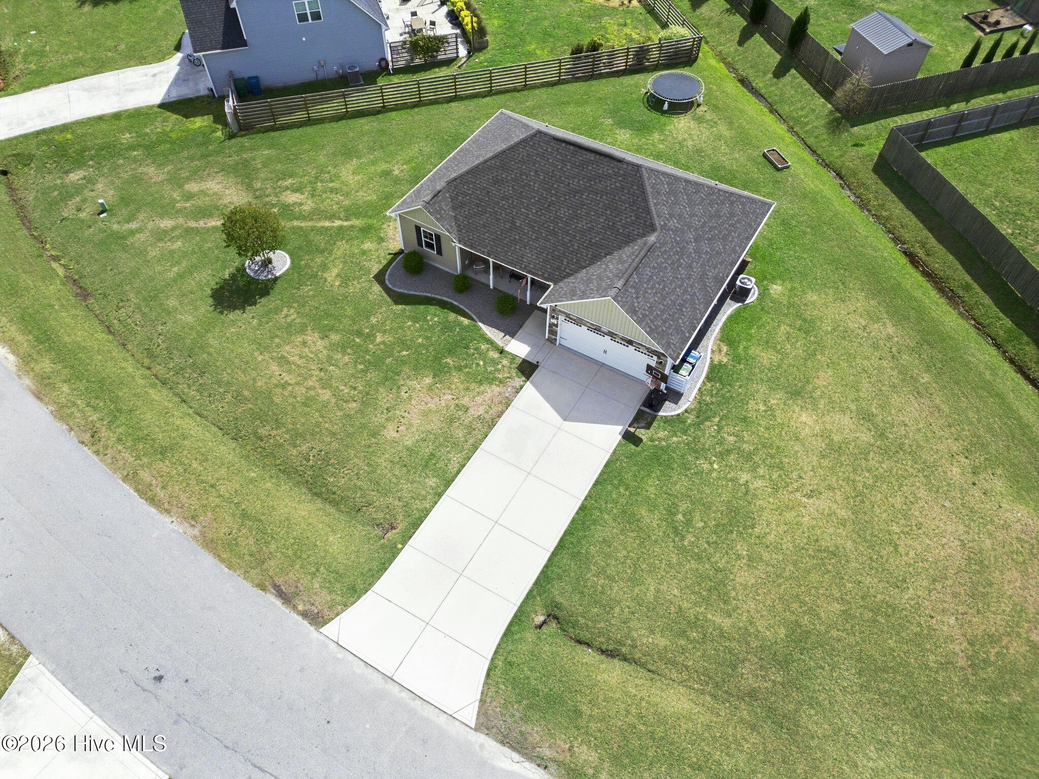 100568951 | Photo 49