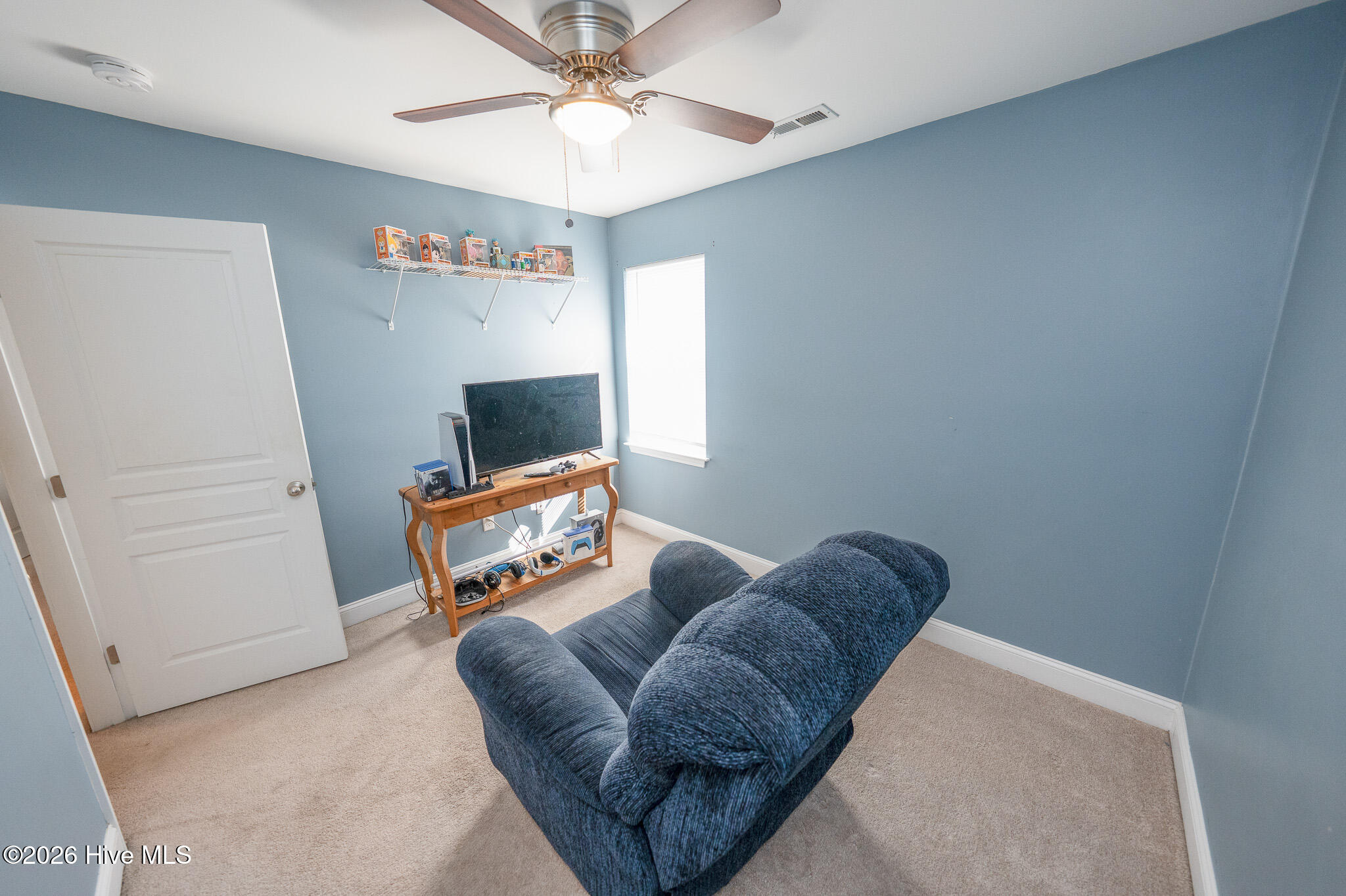 100561361 | Photo 17