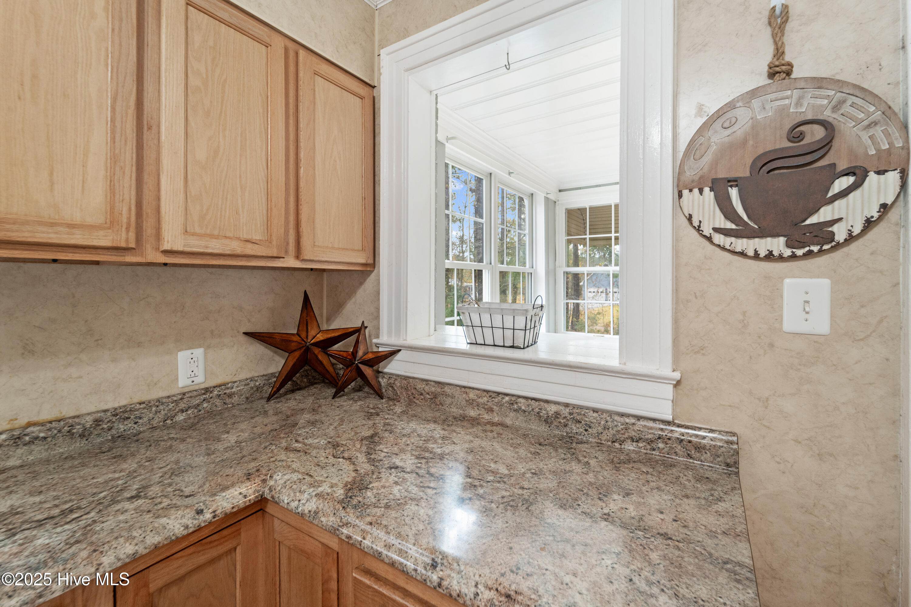 100544156 | Photo 19