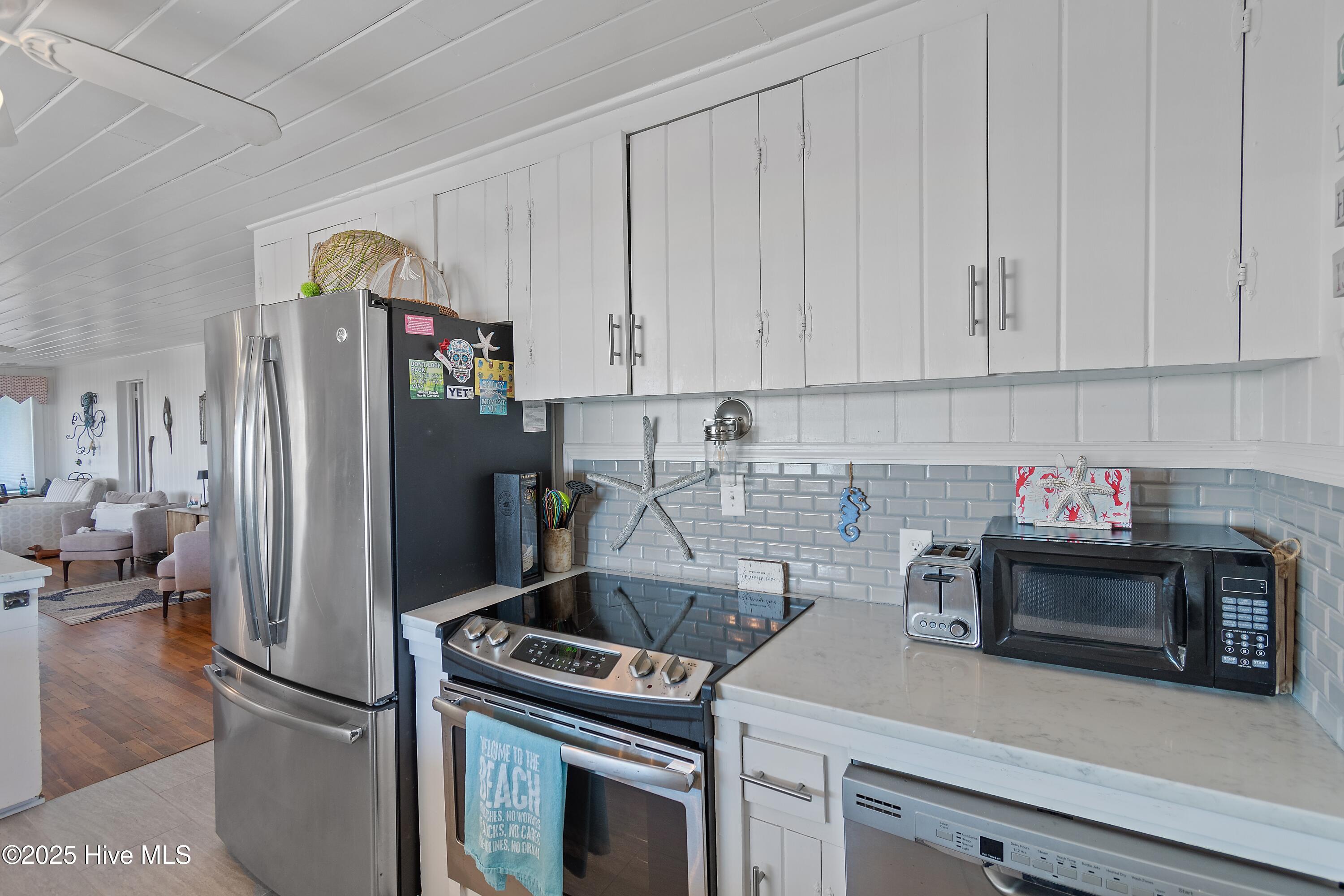 925 Ocean Boulevard W, Holden Beach, NC 28462 – photo 10: 925OceanBlvdW - 29