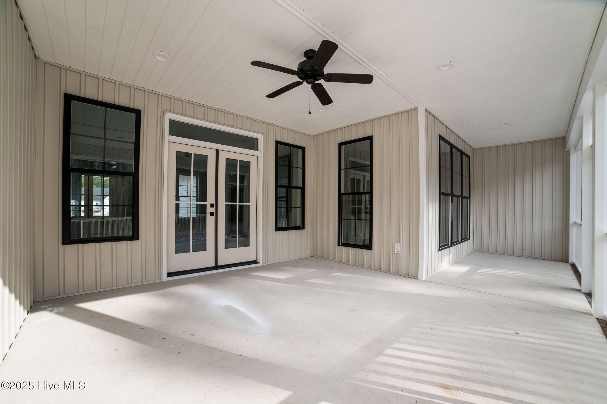 screened back porch