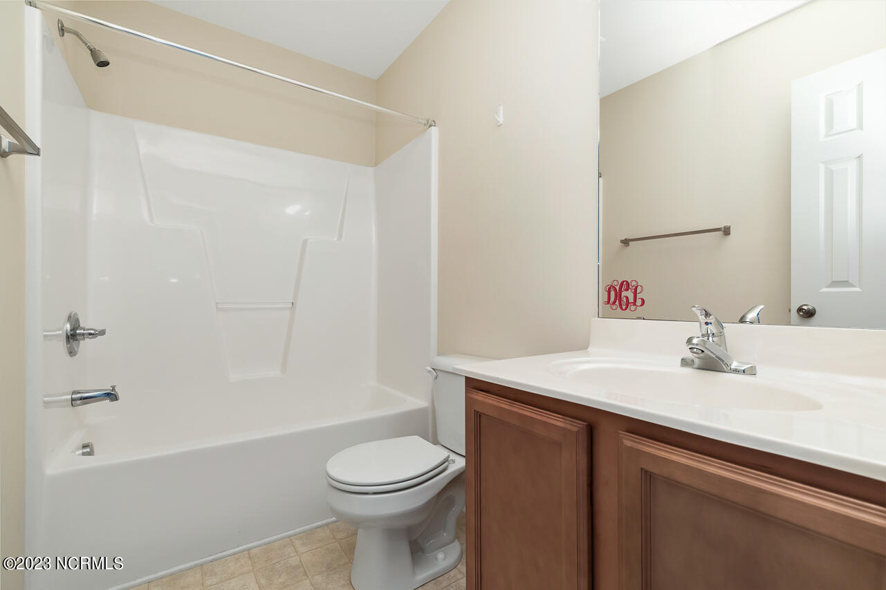 100555488 | Photo 15