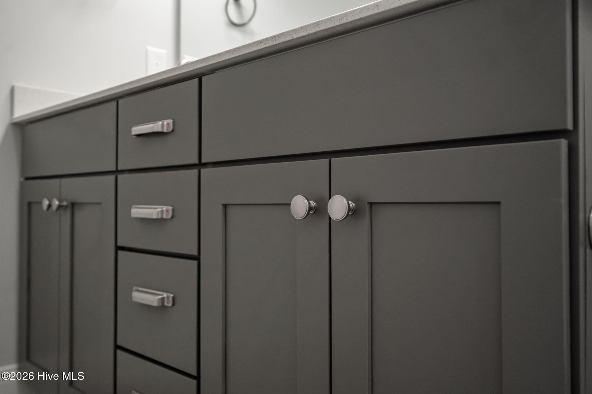 100566681 | Photo 64