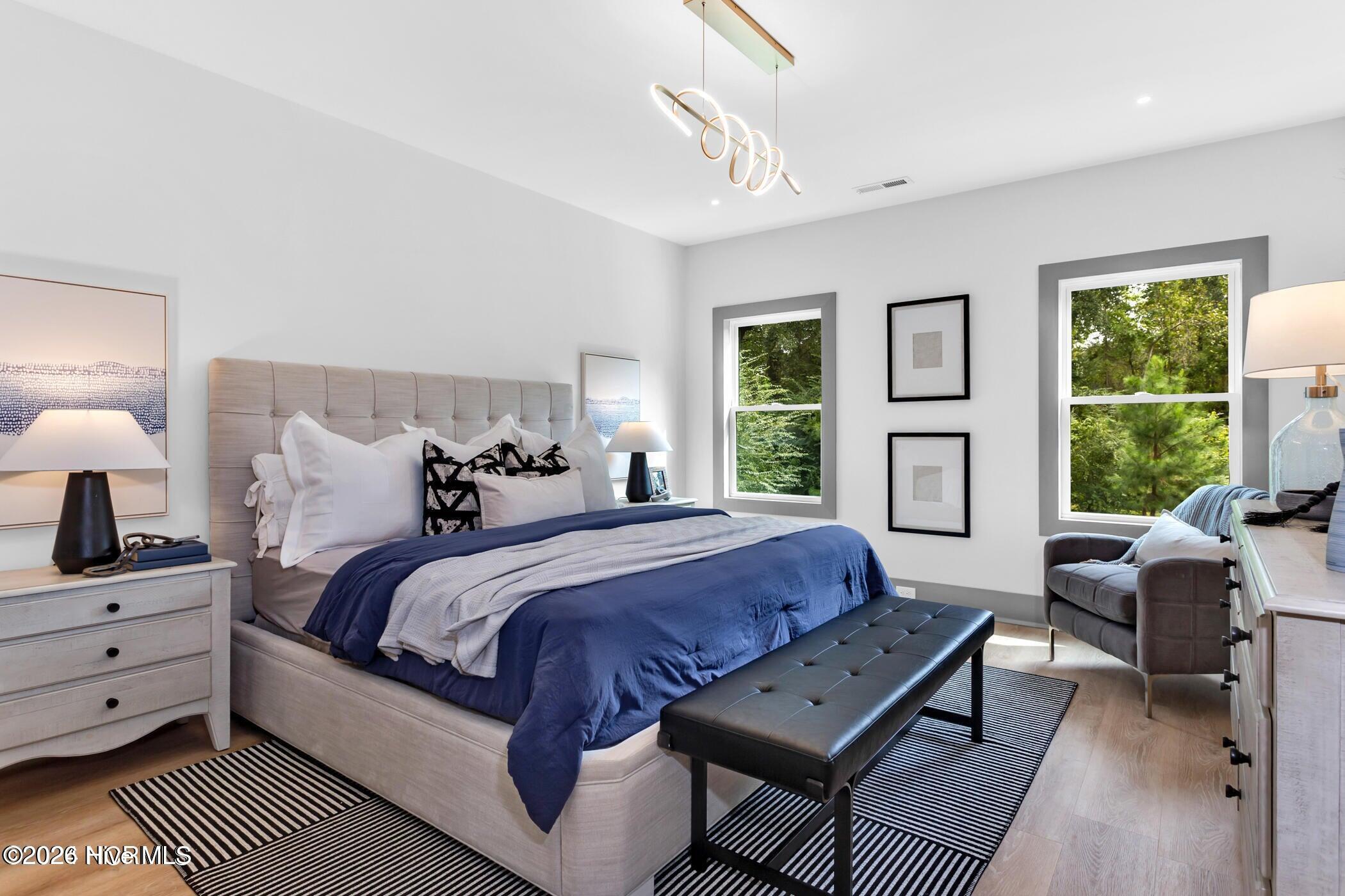 100551048 | Photo 17