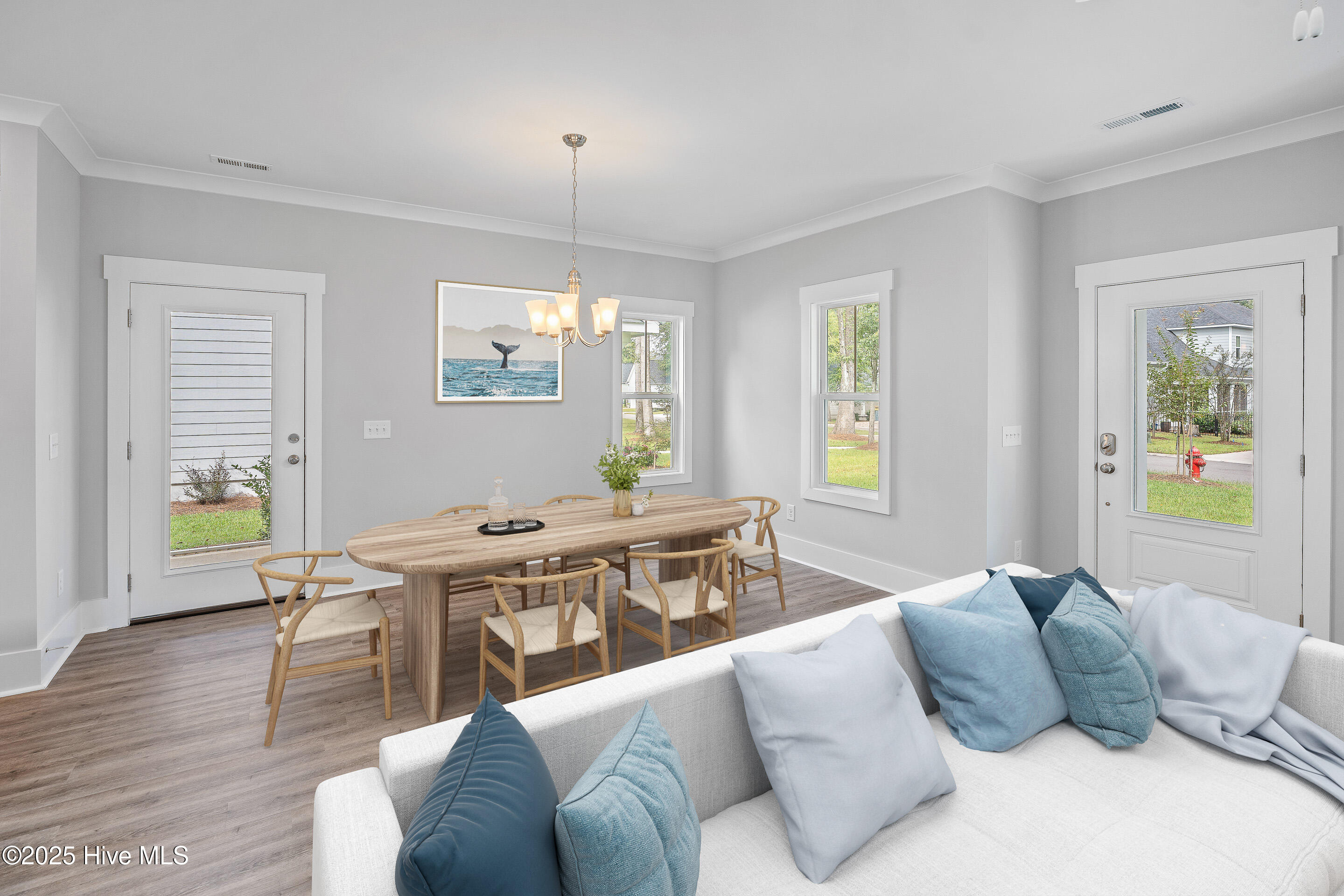 100506457 | Photo 11