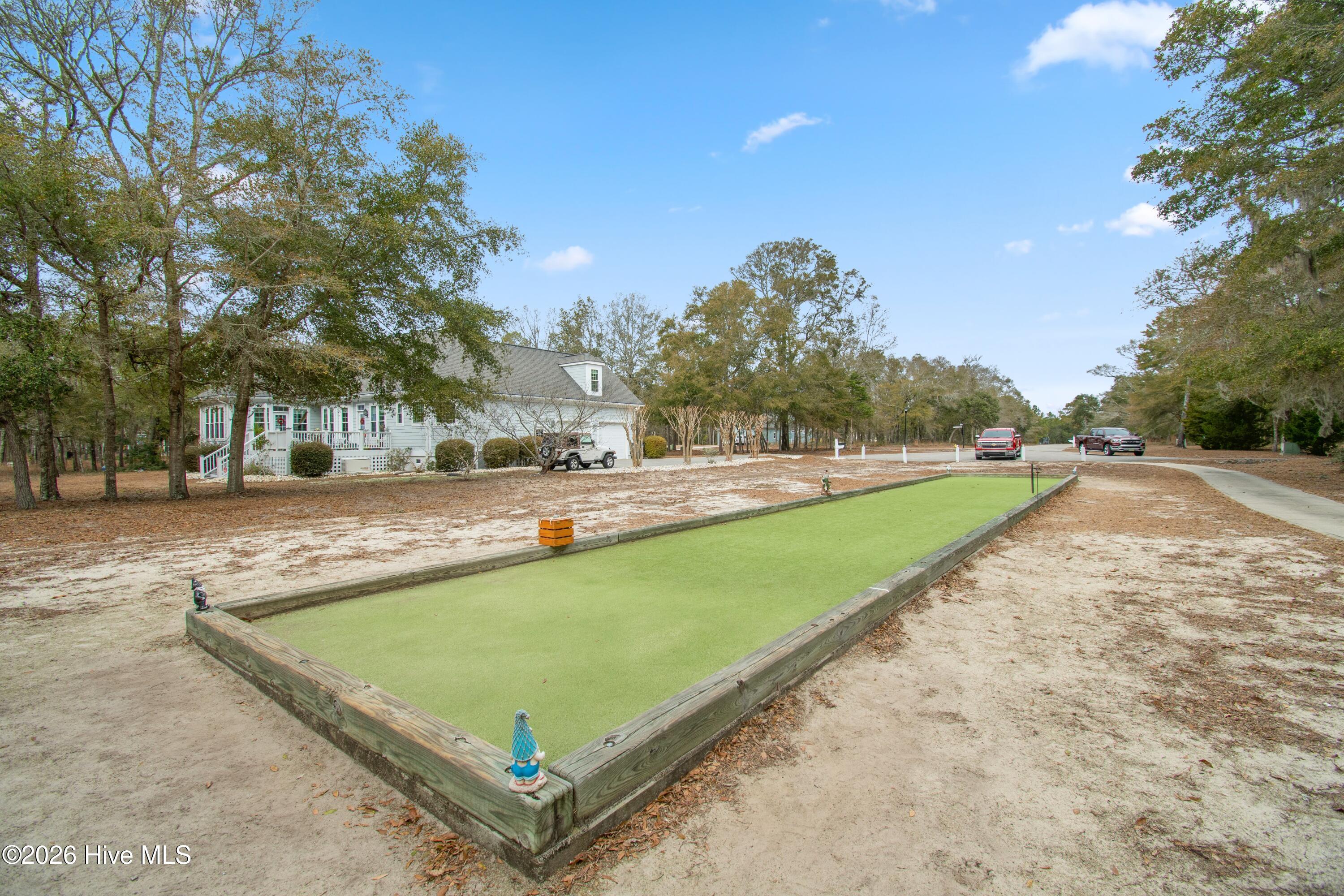 100548749 | Photo 38