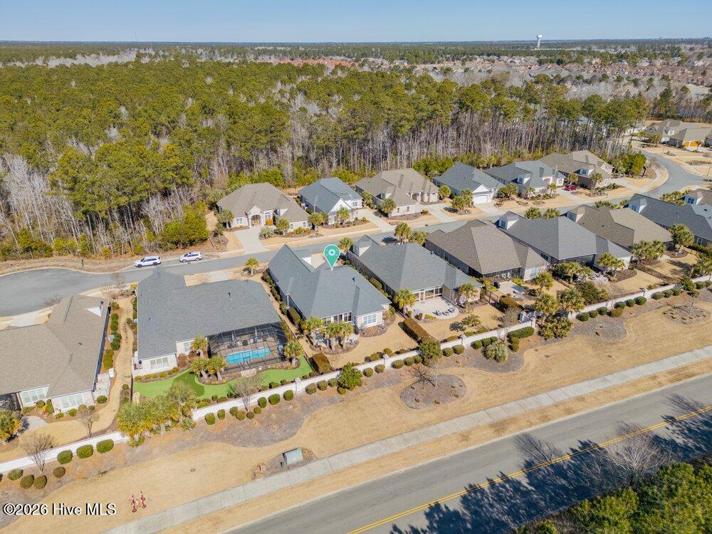 100553268 | Photo 36