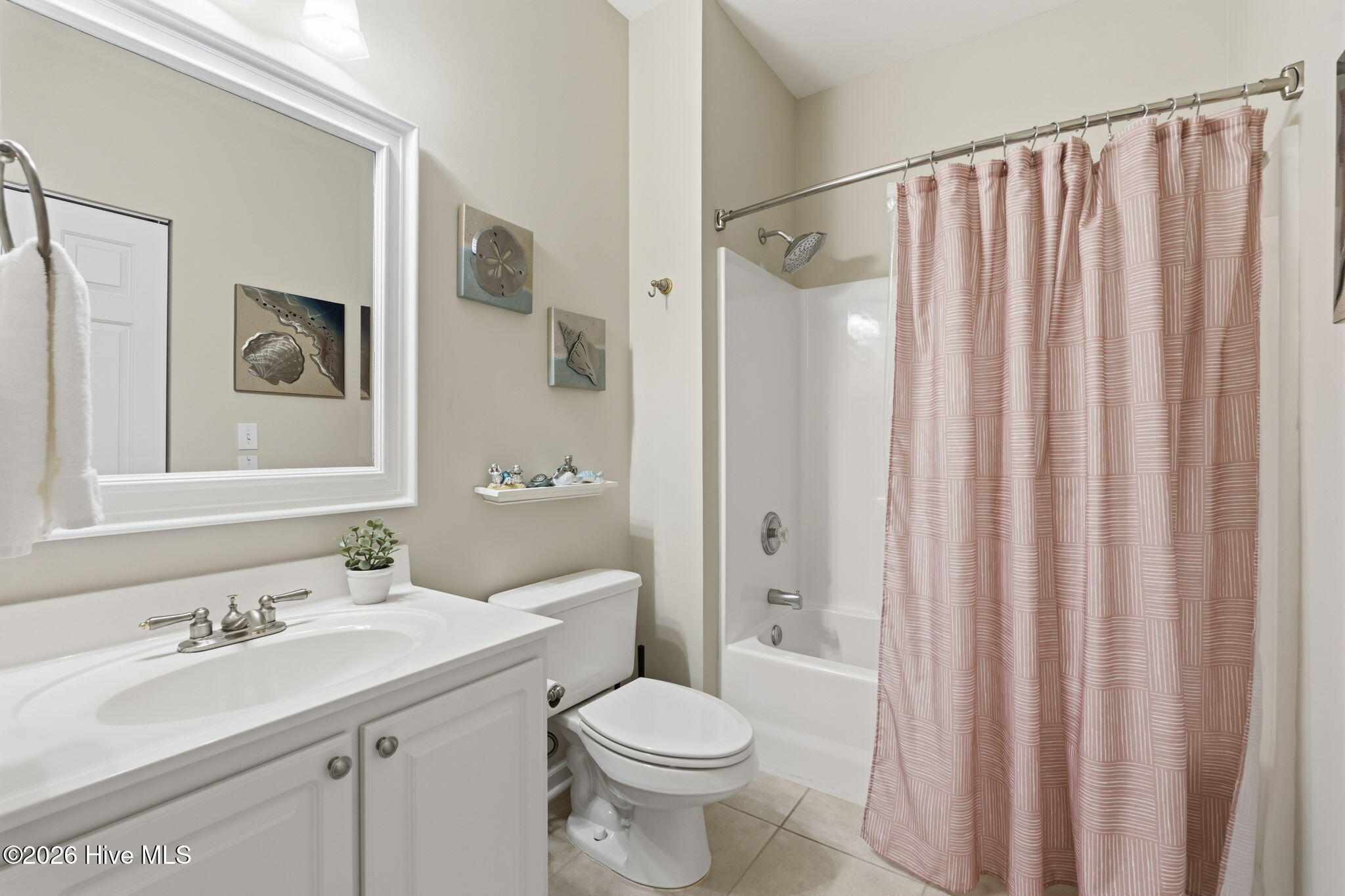 100569052 | Photo 27