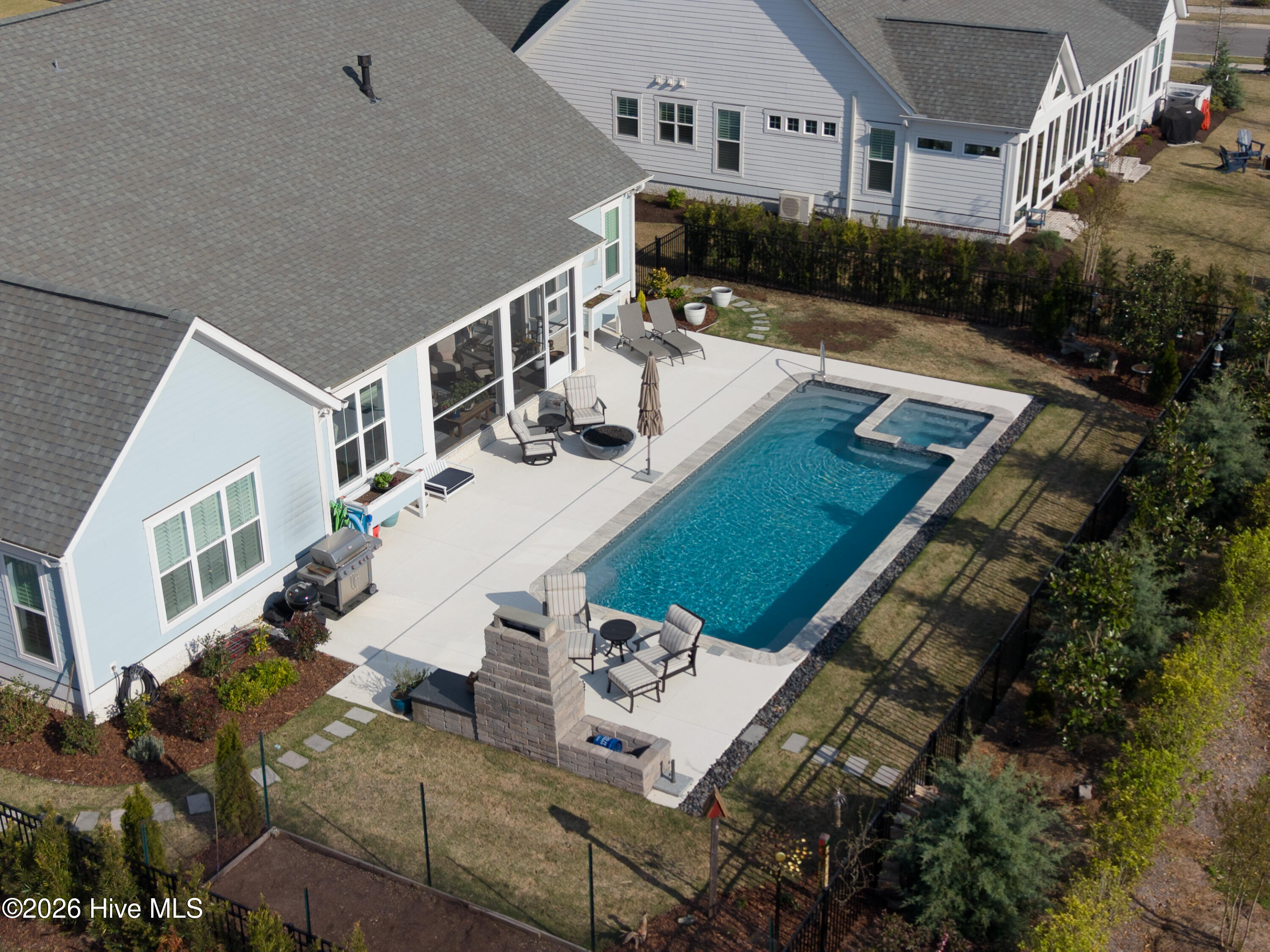 5075 Creswell Dr. MLS-60