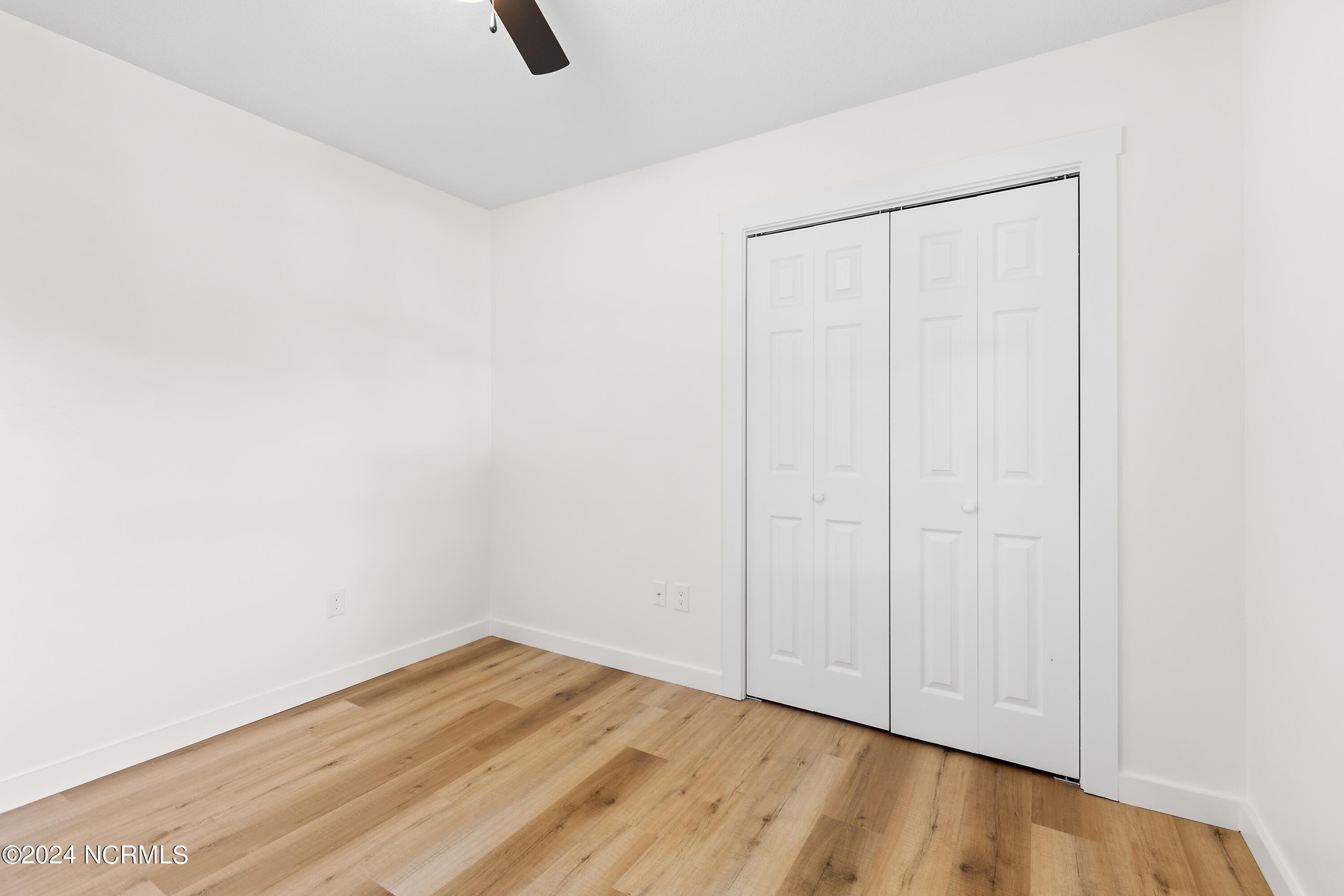 100563573 | Photo 31