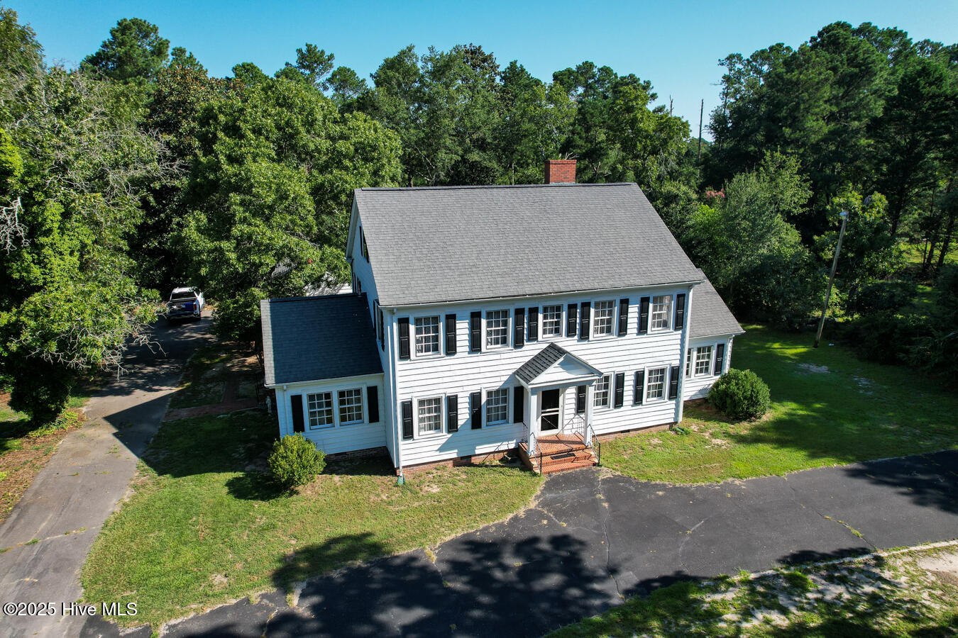 132 W Moore Street, Candor, NC 27229