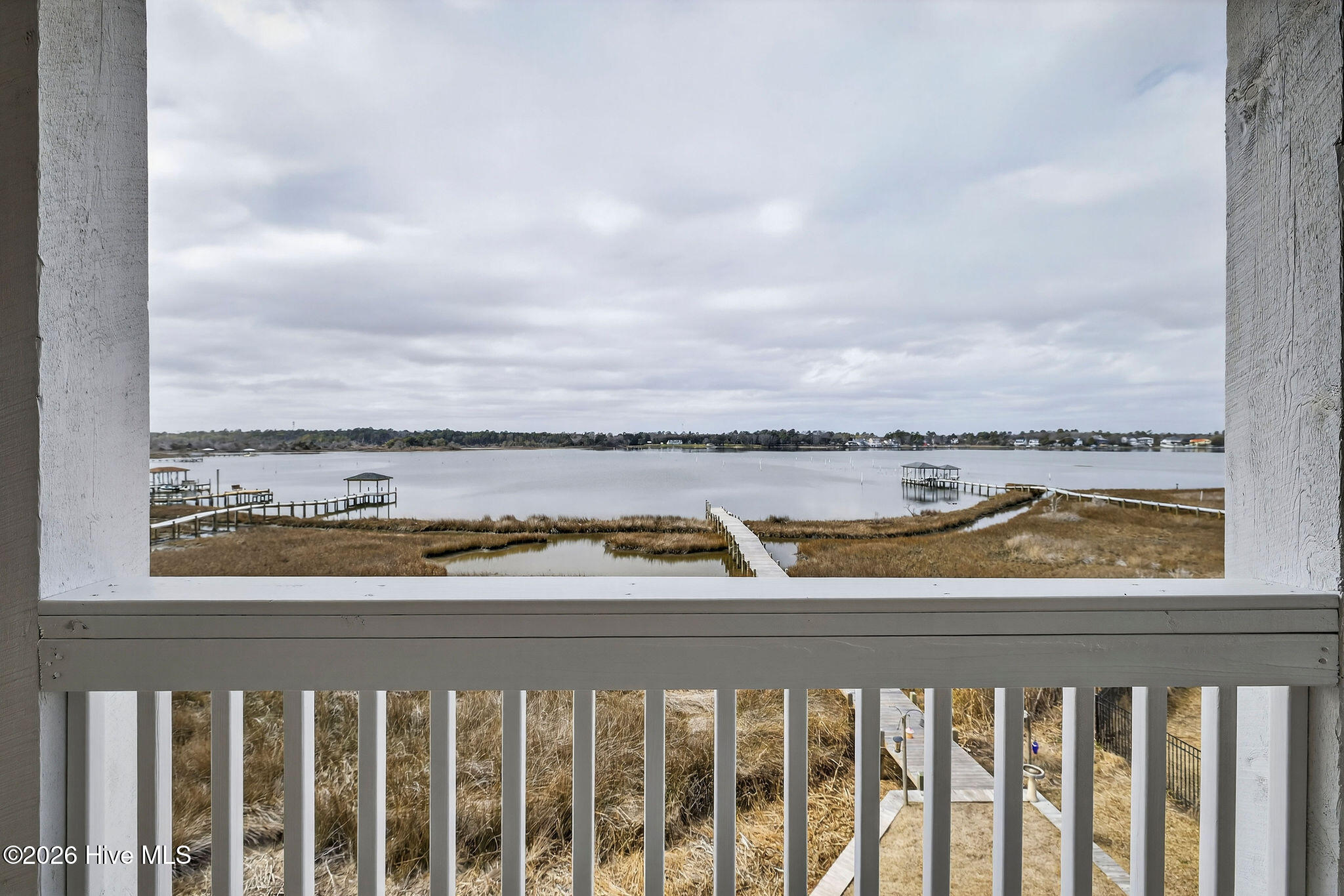 100558217 | Photo 55