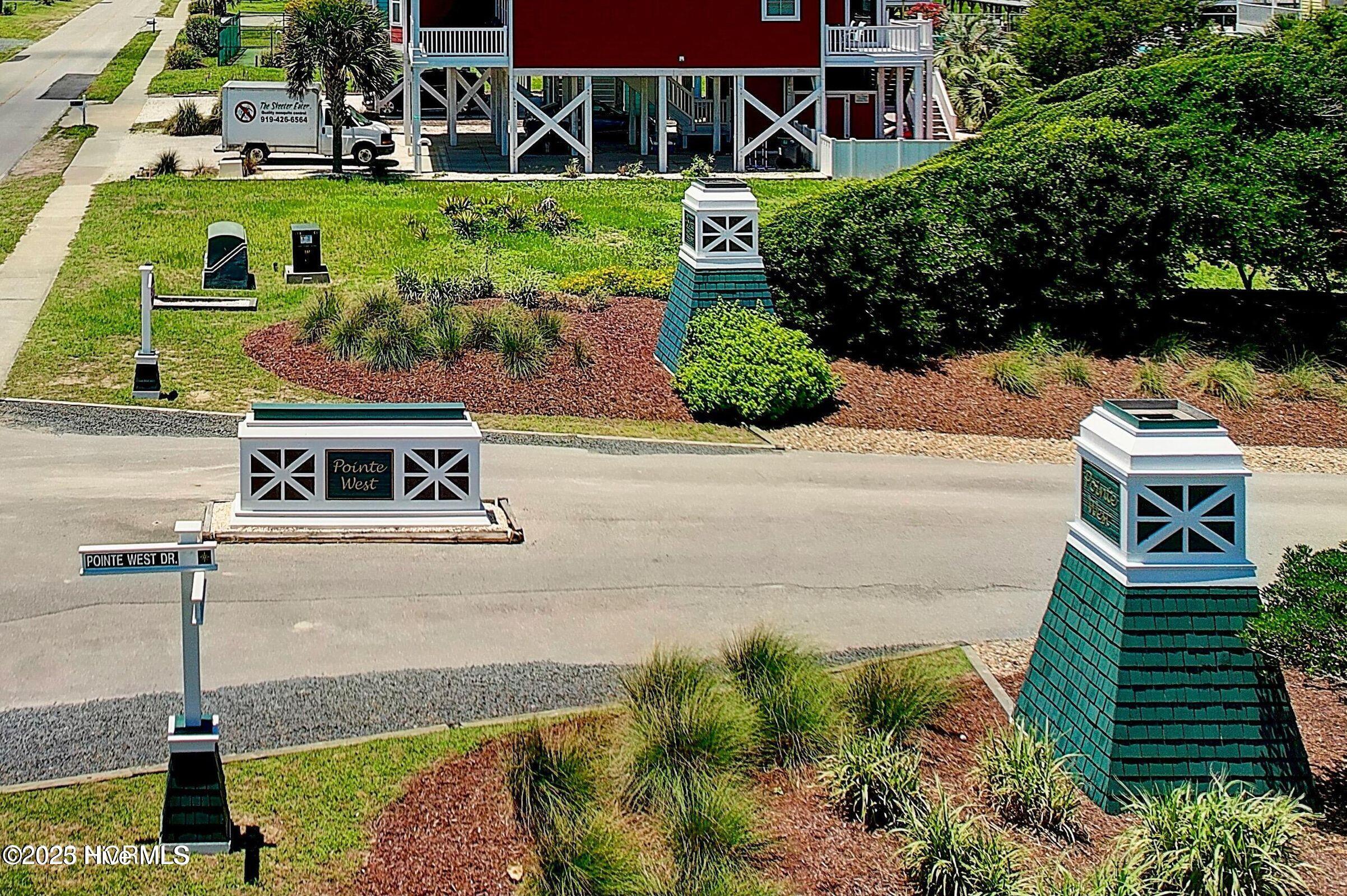 100541969 | Photo 95