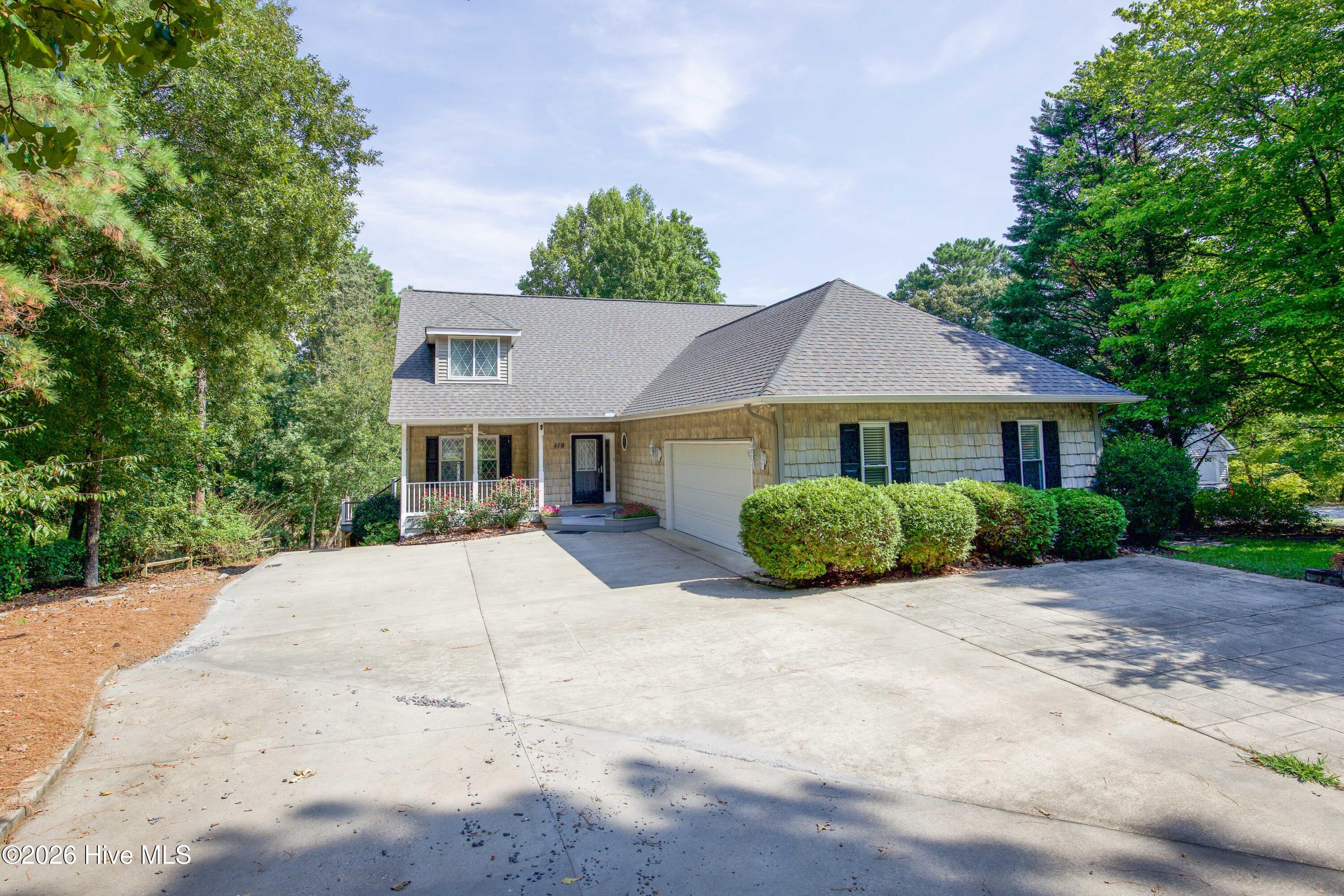 110 Sandspur, Seven Lakes, North Carolina, 3 Bedroom Bedrooms, 7 Room Rooms,3 BathroomBathrooms,Single family residence,For sale,Sandspur,100598745 110 Sandspur, Seven Lakes, North Carolina, 3 Bedroom Bedrooms, 7 Room Rooms,3 BathroomBathrooms,Single family residence,For sale,Sandspur,100598745