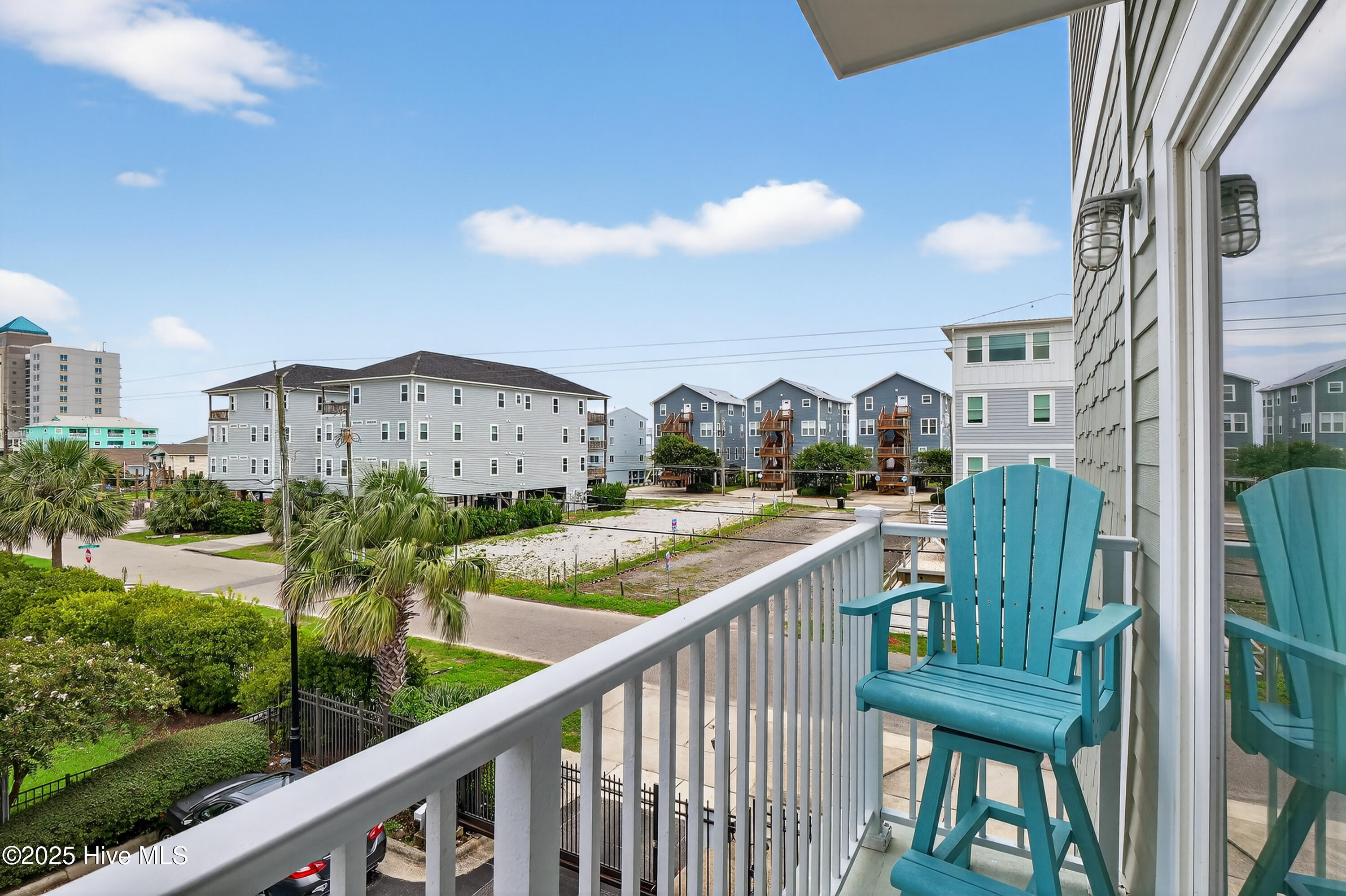 100524074 | Photo 36