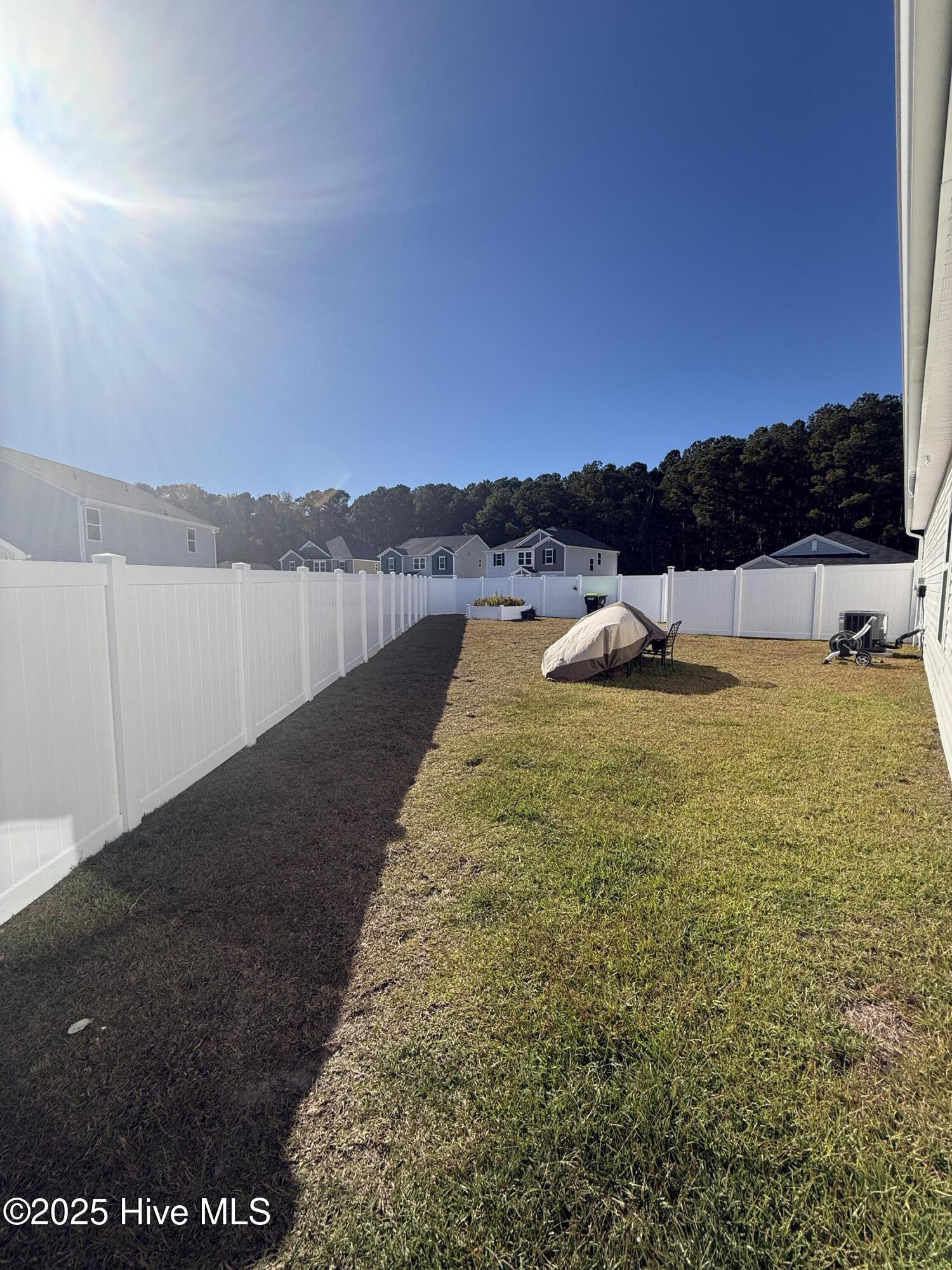 100541949 | Photo 19