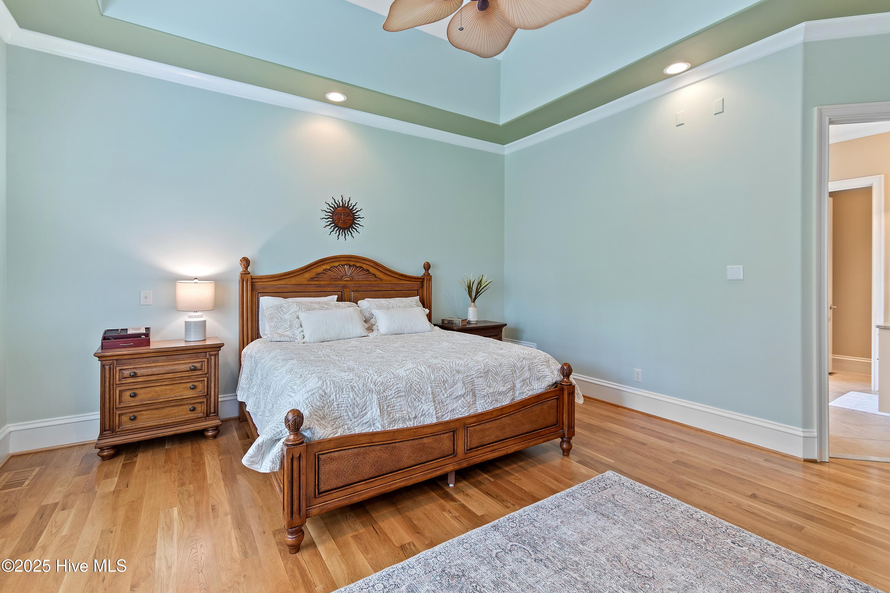 100526720 | Photo 19