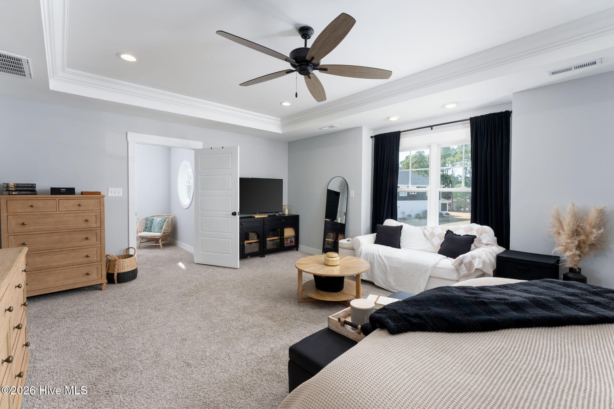 100555152 | Photo 24