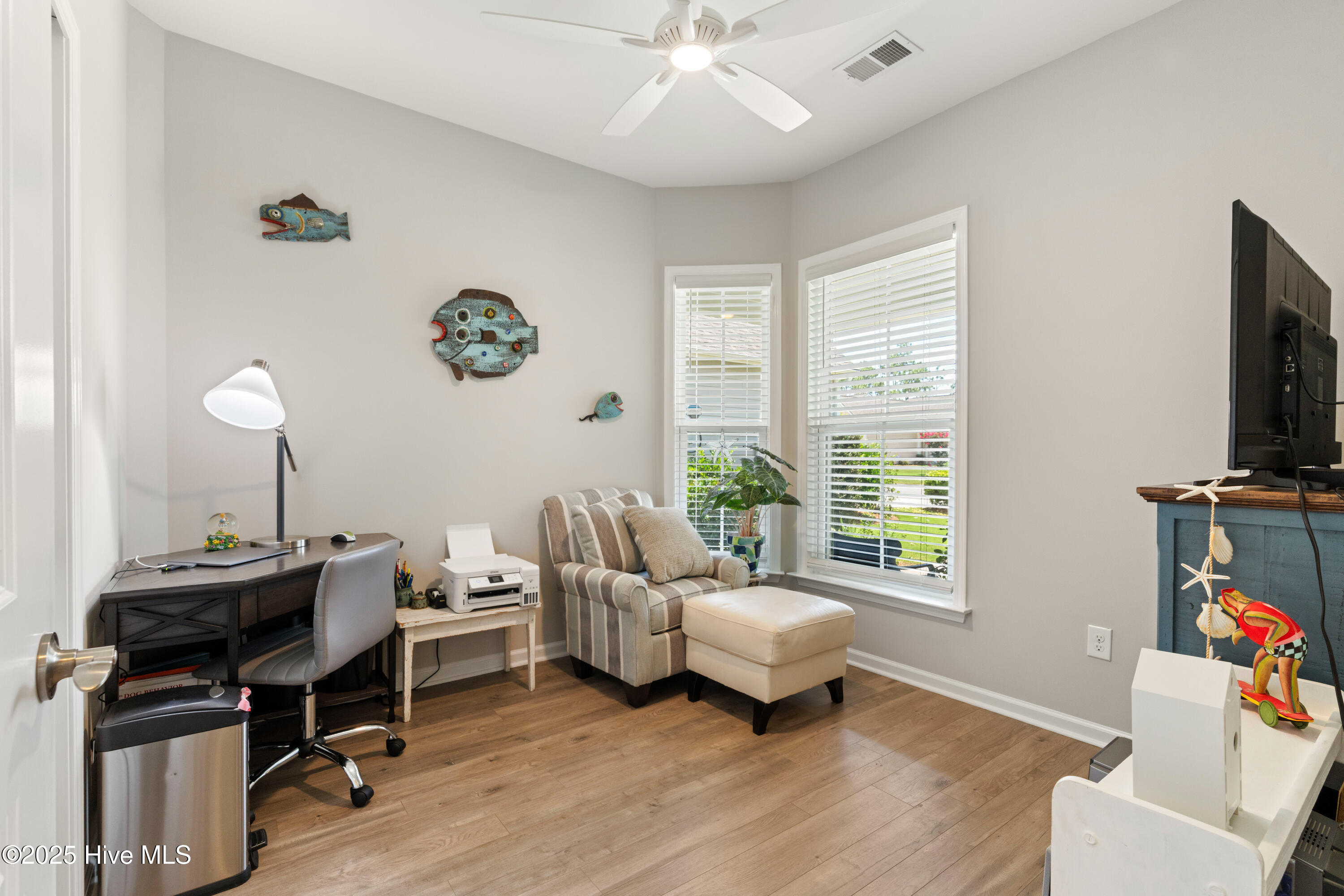 100515849 | Photo 27