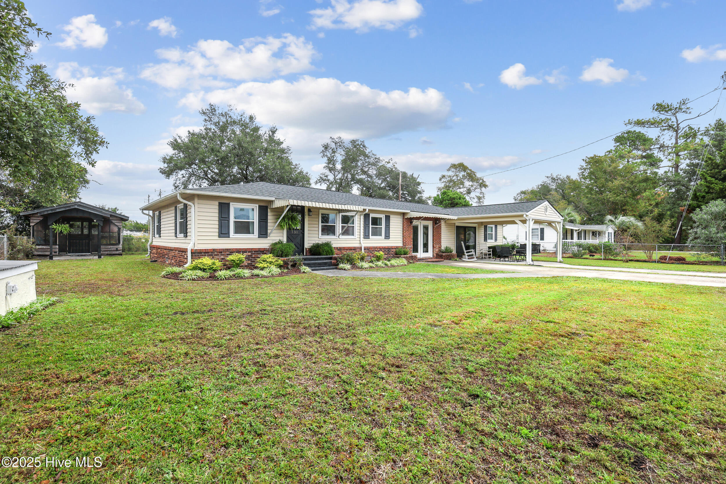 100536574 | Photo 28