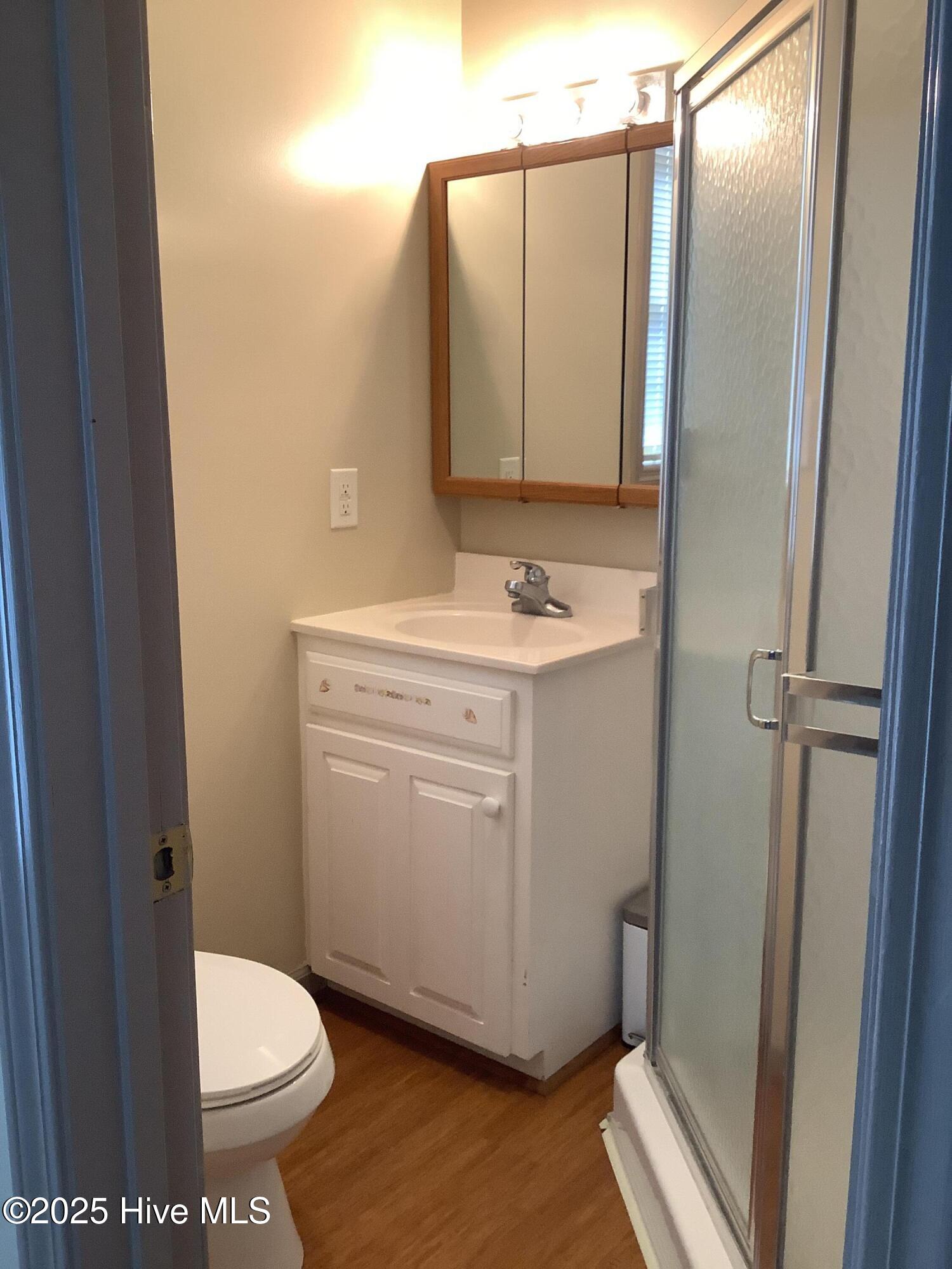 100530094 | Photo 21