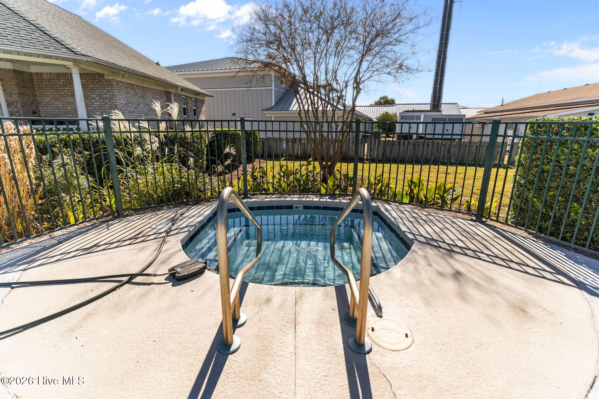 100551666 | Photo 39