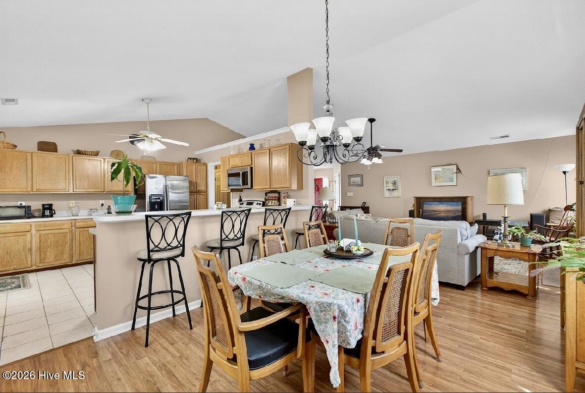 100567713 | Photo 13