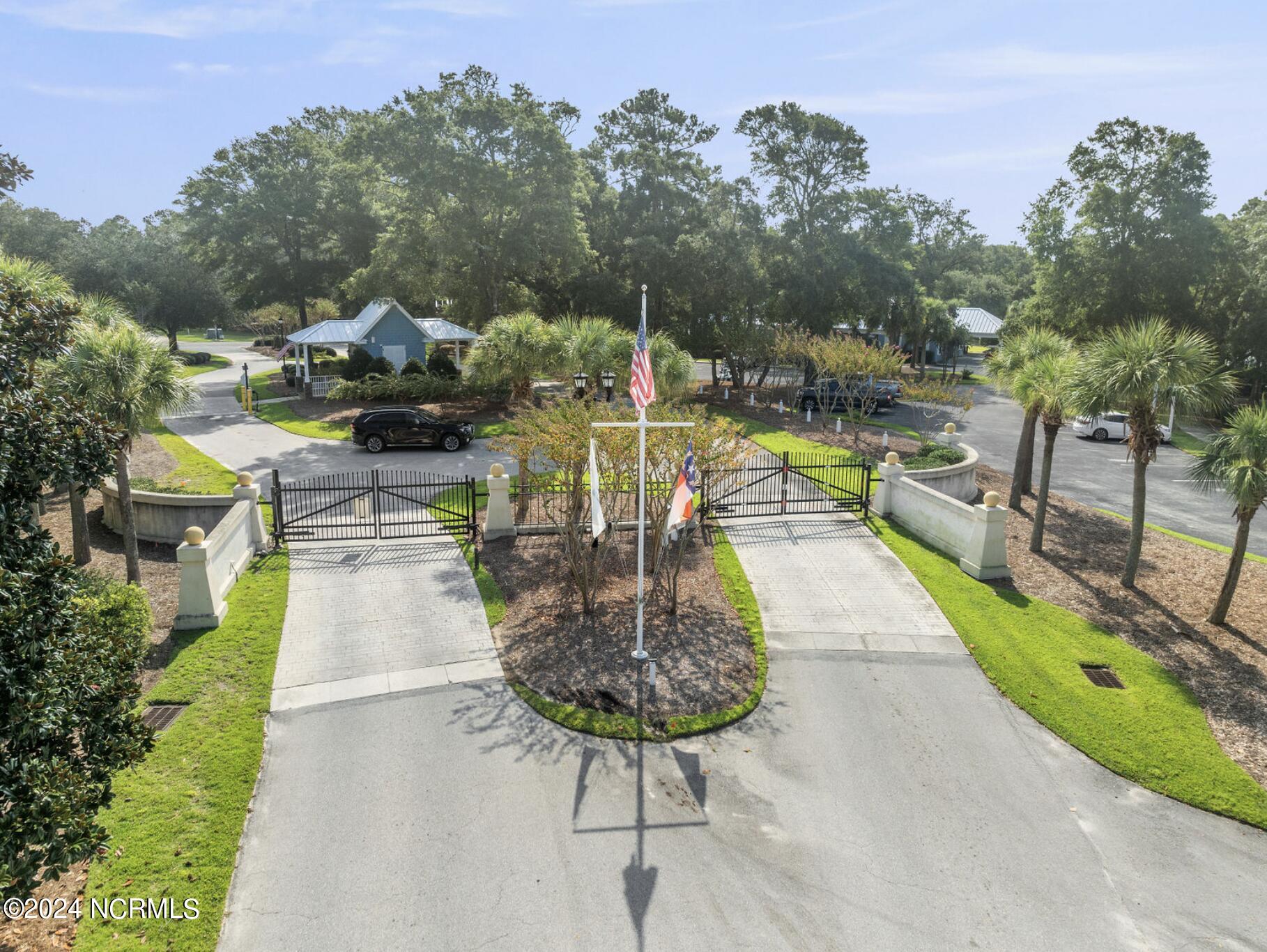 100524622 | Photo 63