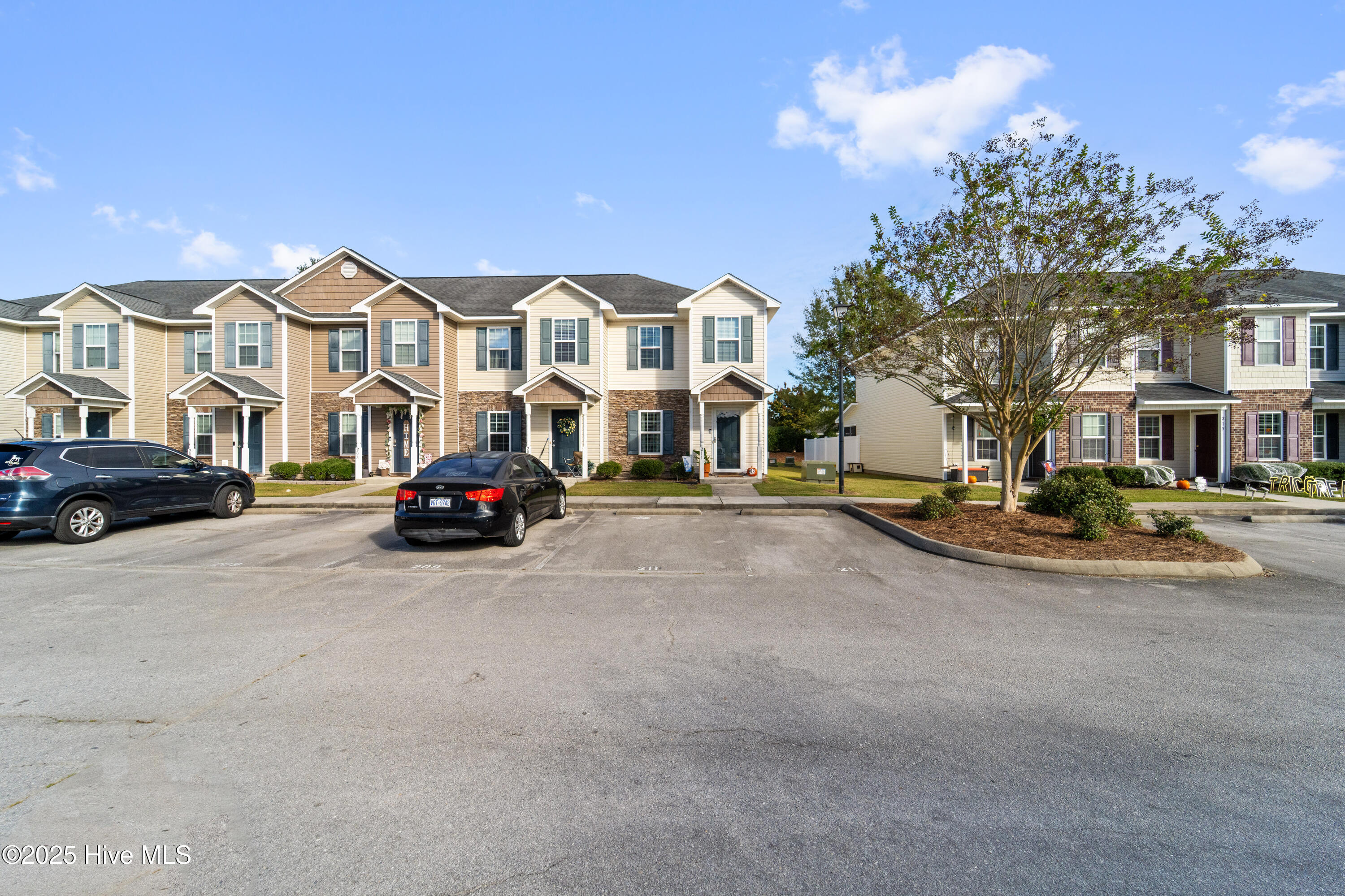 100539318 | Photo 24