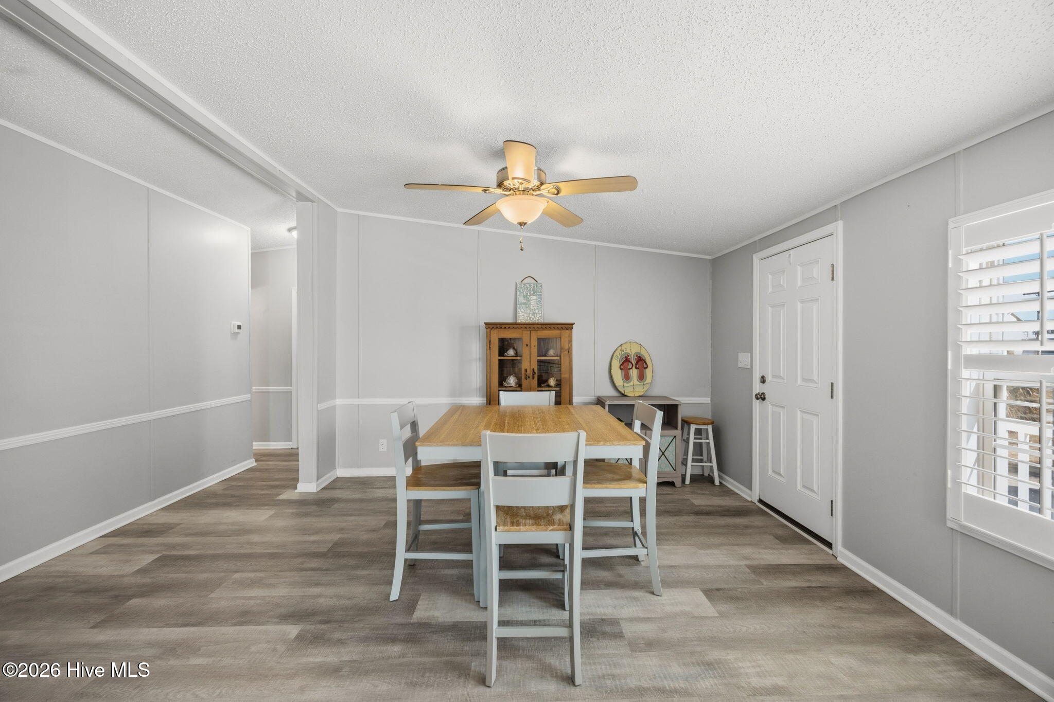 100558073 | Photo 21