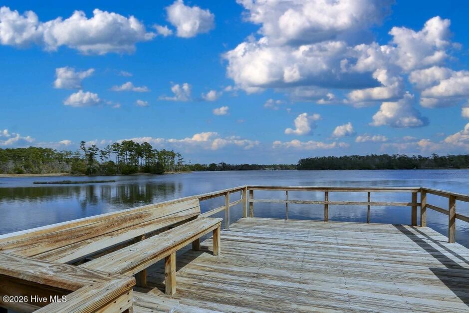 100568961 | Photo 86