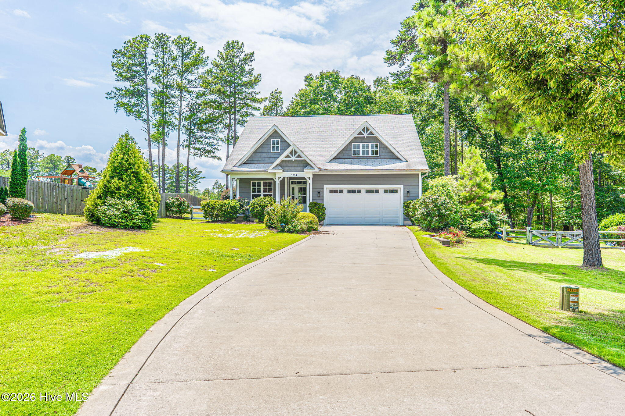 Photo 2 of Single family home for sale at 125 Bree Ct, Aberdeen, NC 28315 | MLS# 100600677 | Listing updated on 2026-09-05