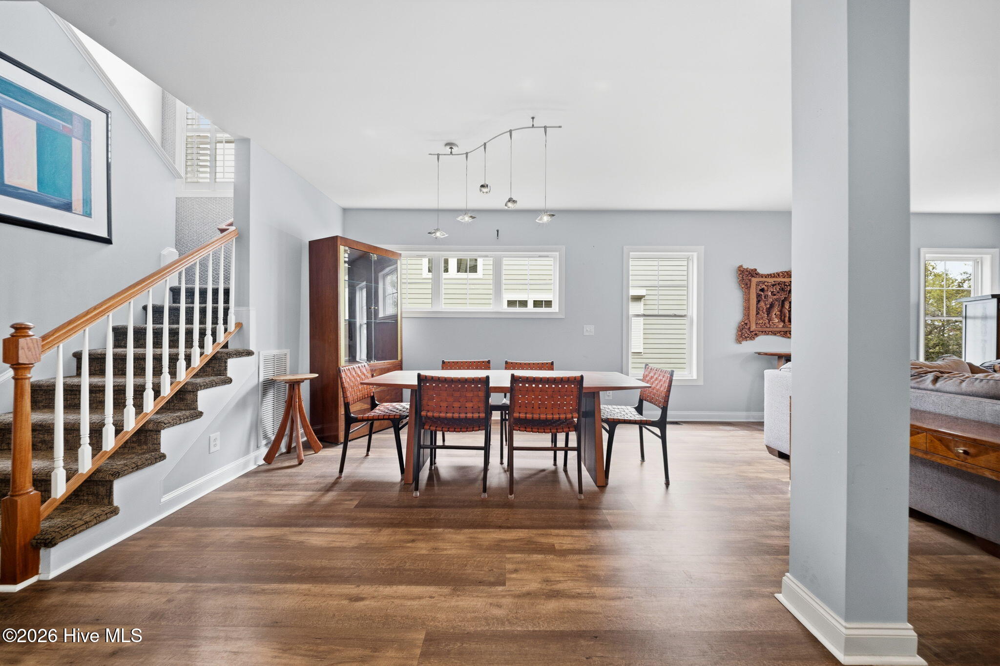 100566136 | Photo 31