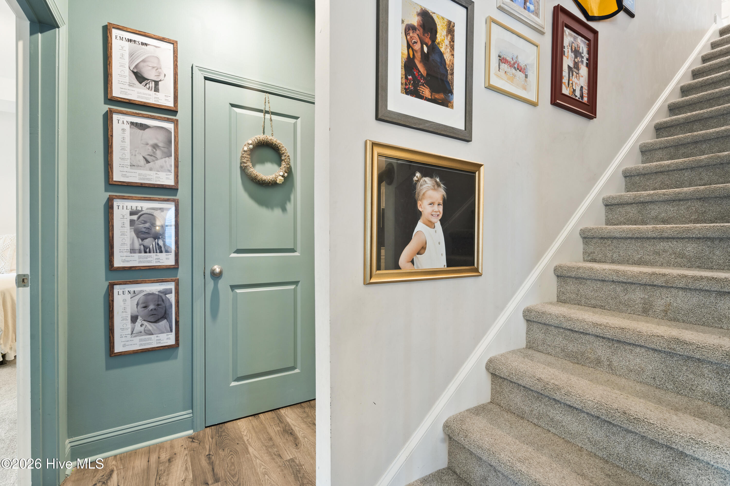 100564295 | Photo 21