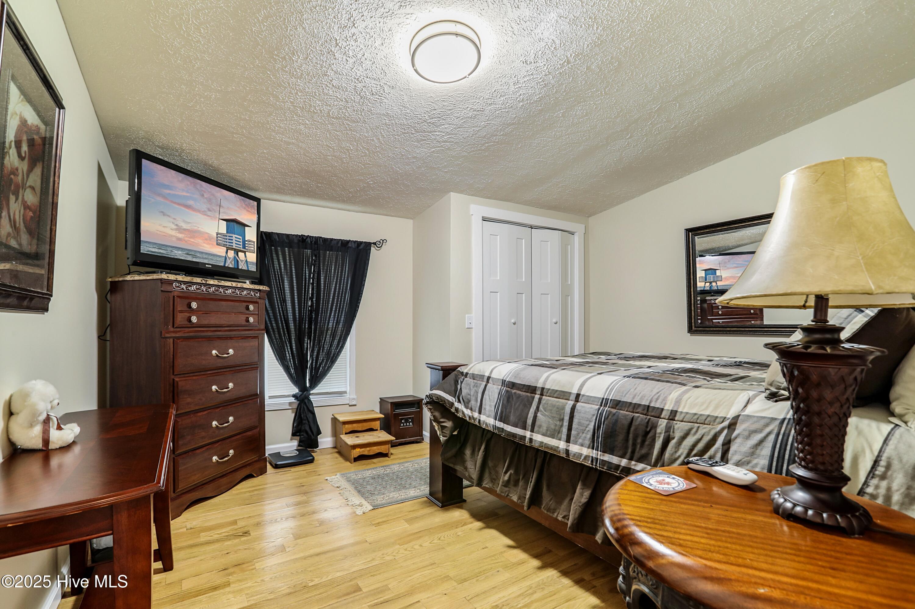 100517684 | Photo 21