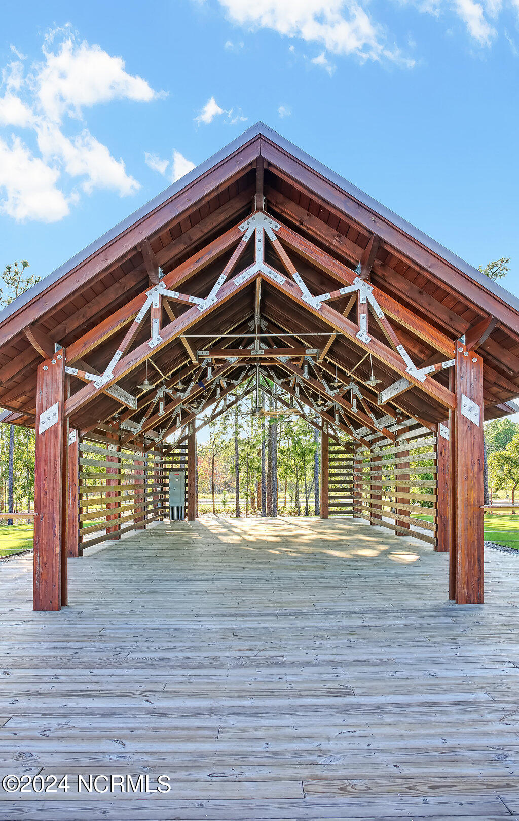 100543550 | Photo 57