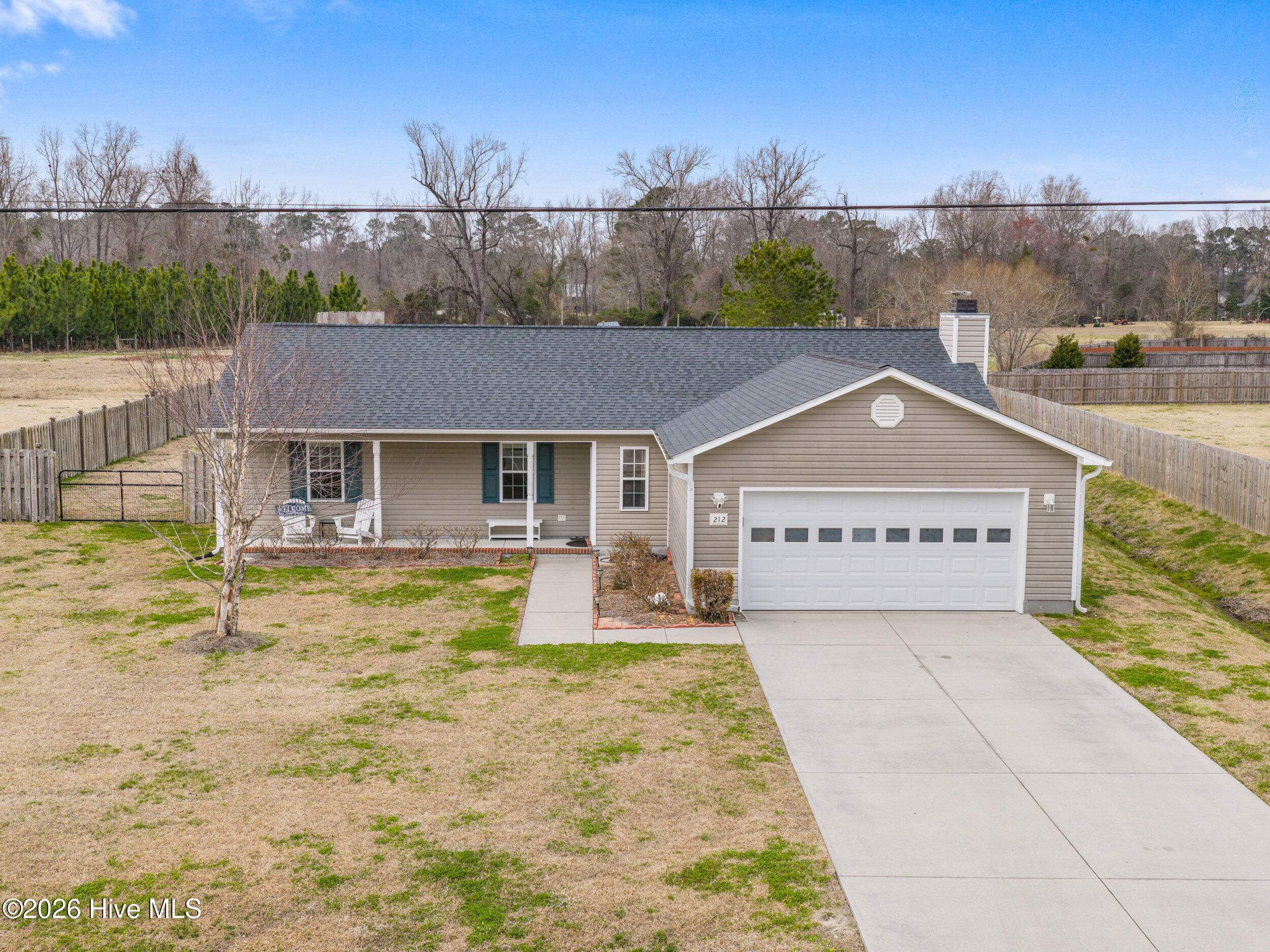 100556892 | Photo 37