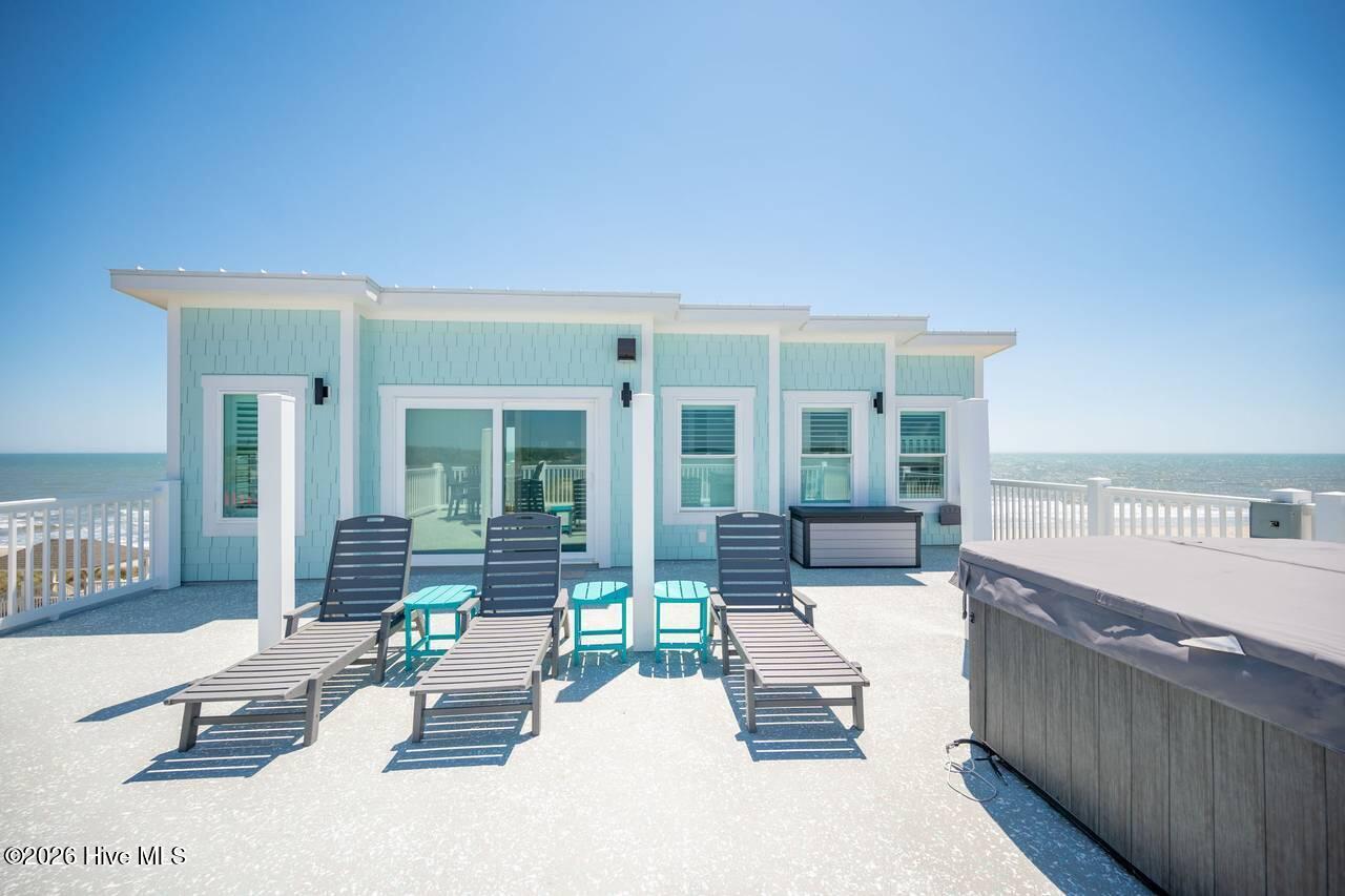 100560212 | Photo 19