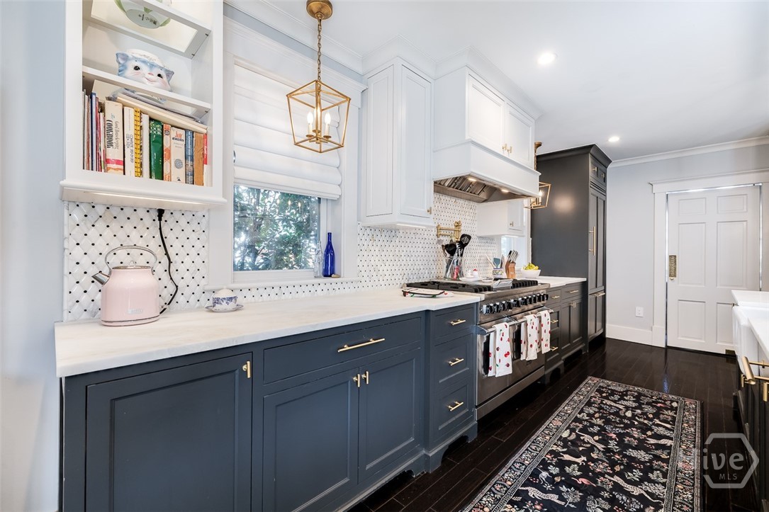 37 E 50Th Street, Savannah, GA, 31405