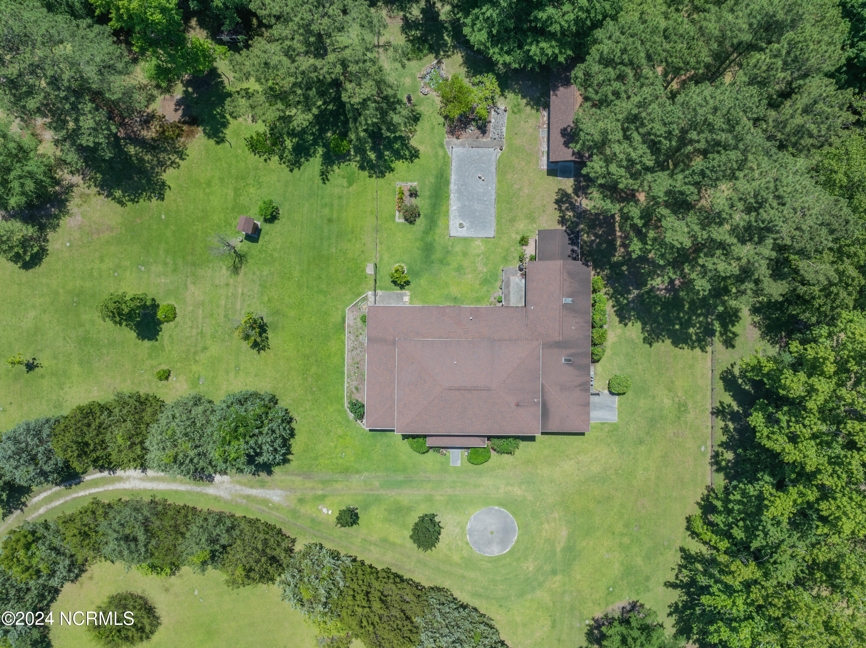 1183 Canady Drive-33