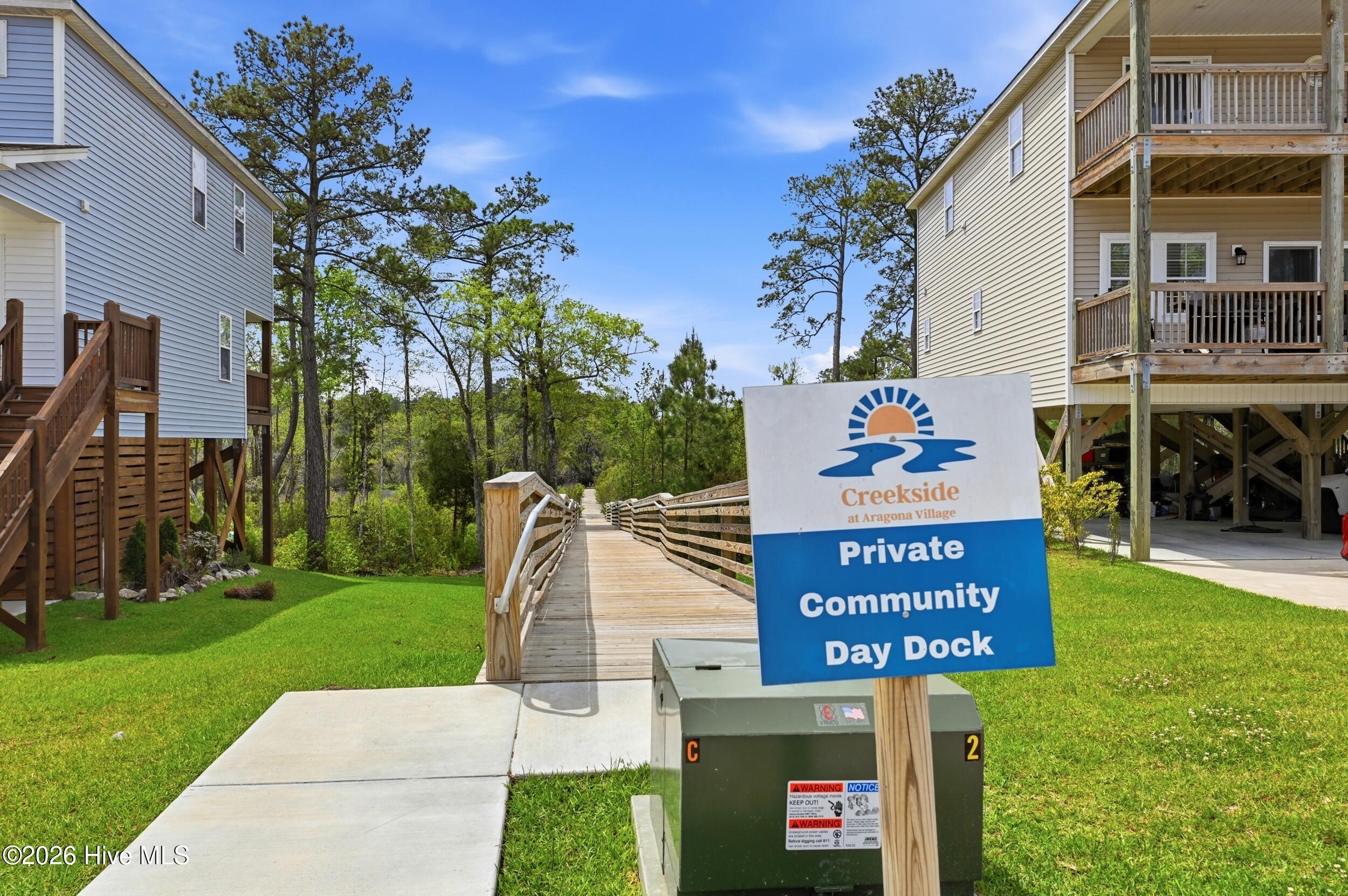 100566143 | Photo 41