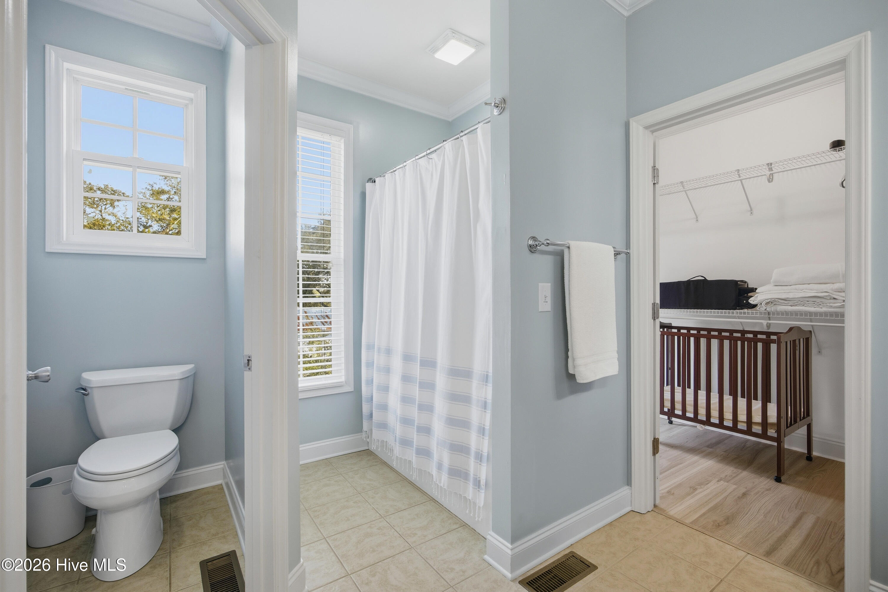 100552701 | Photo 28