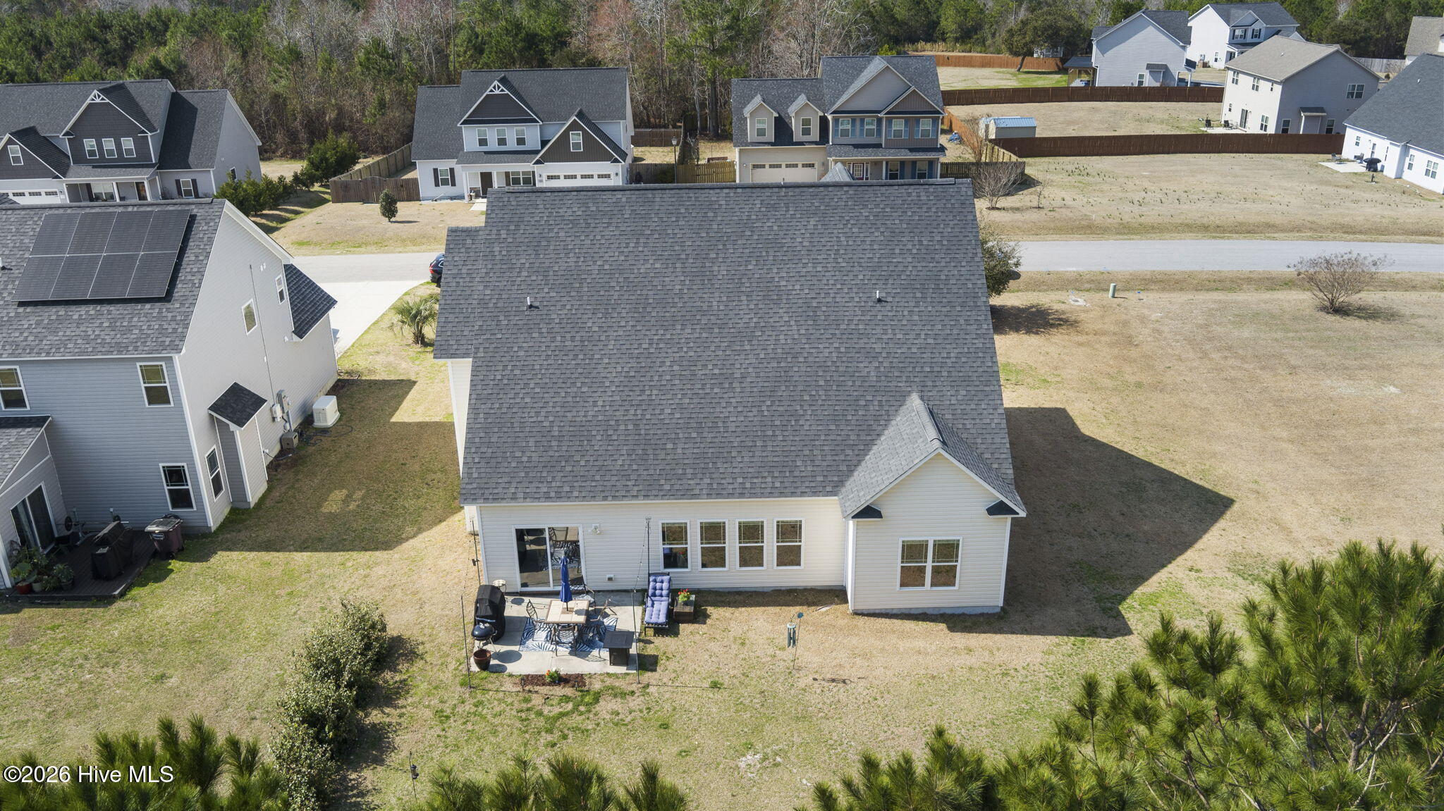 100558397 | Photo 38